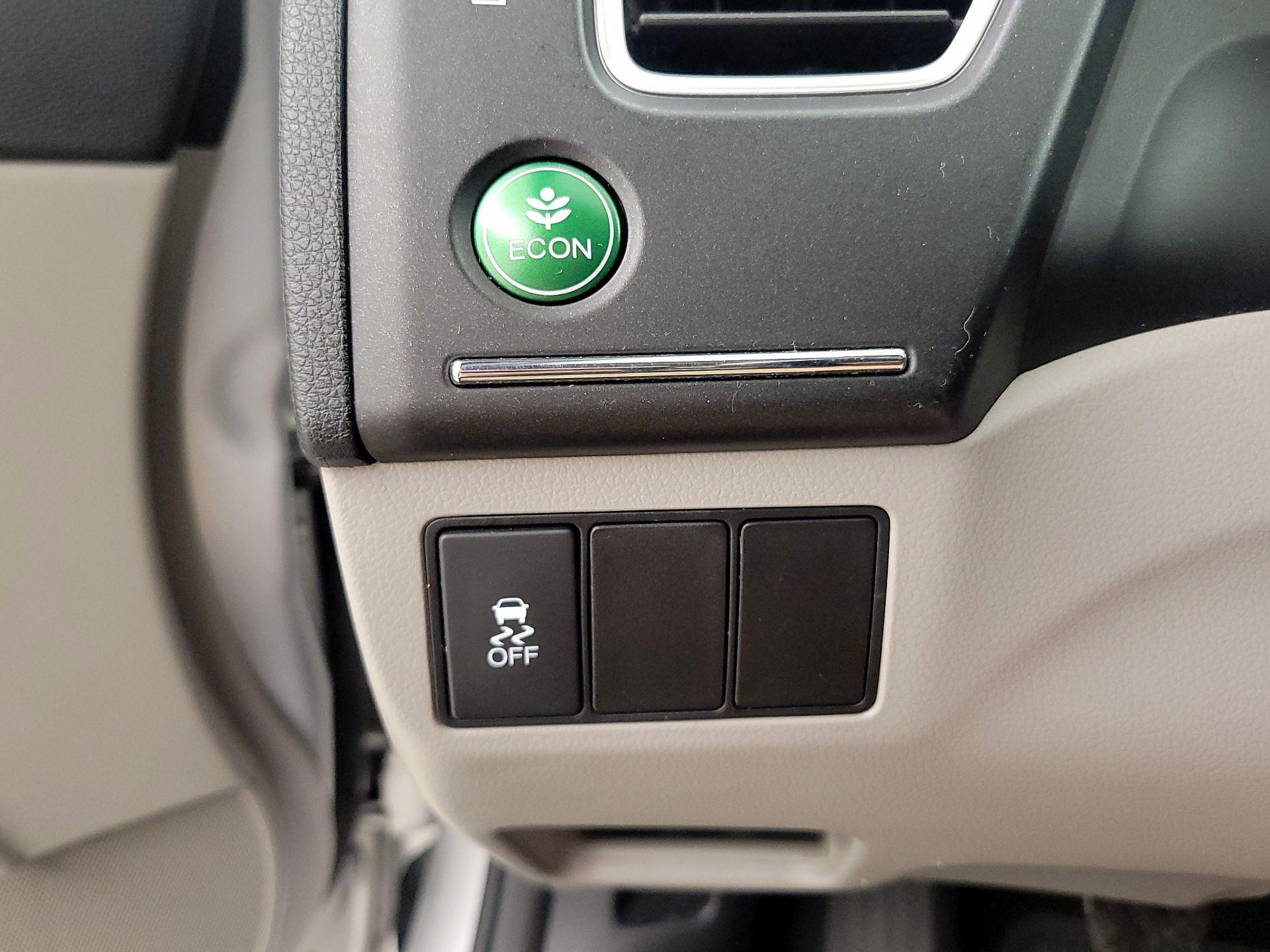 Thumbnail: 2015 Honda Civic - 13