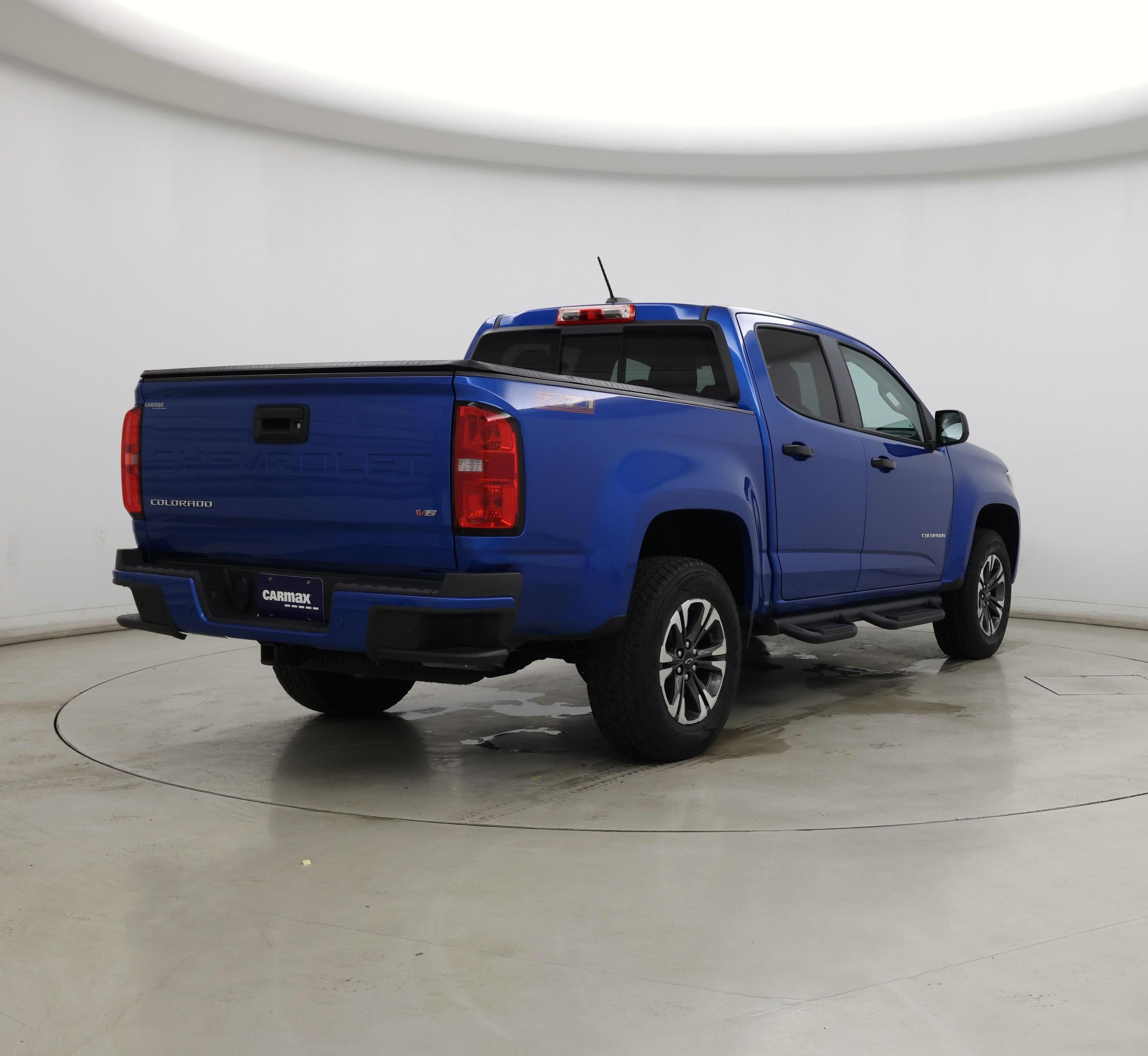 Thumbnail: 2022 Chevrolet Colorado - 8
