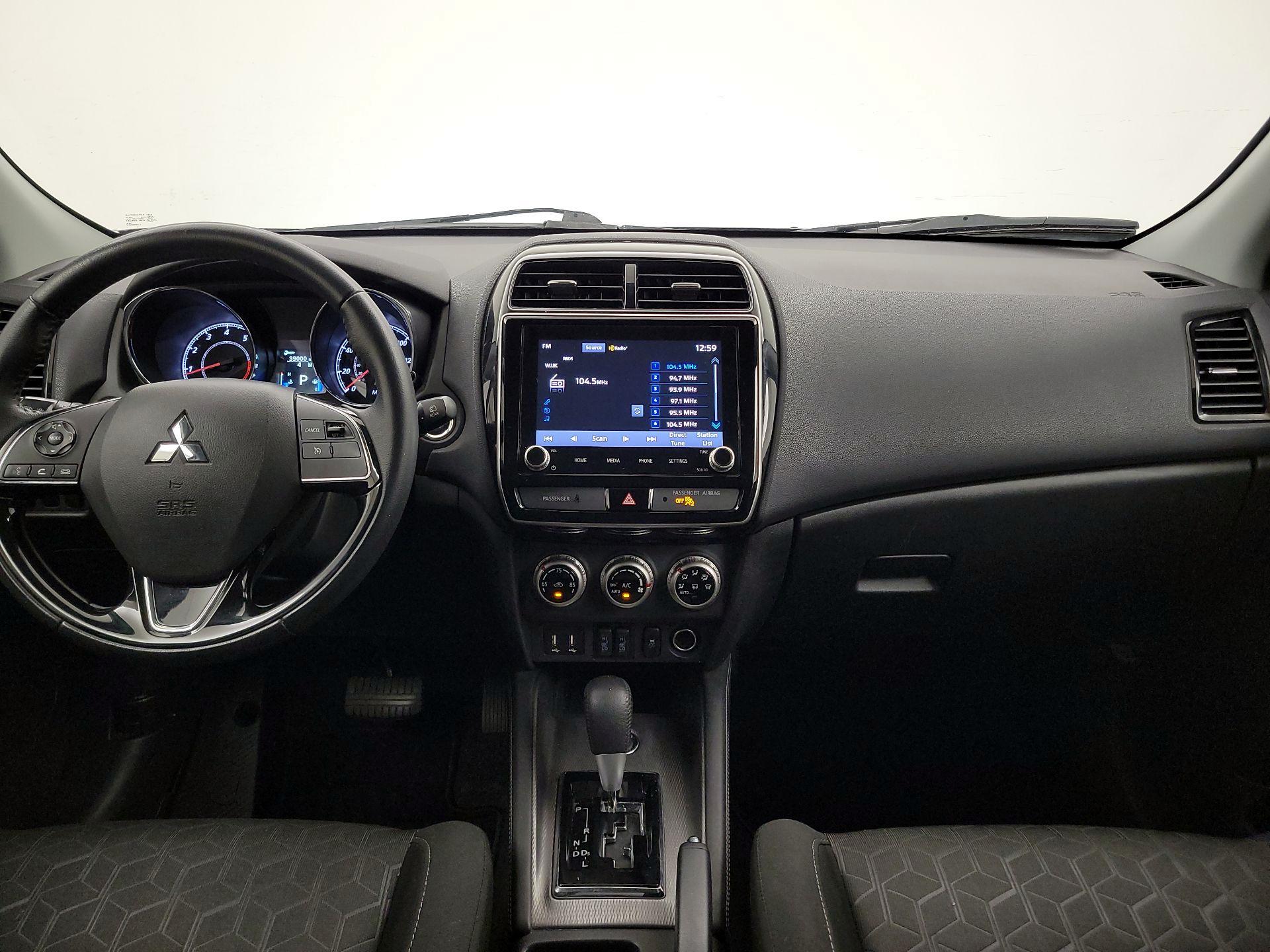 Thumbnail: 2020 Mitsubishi Outlander Sport - 9