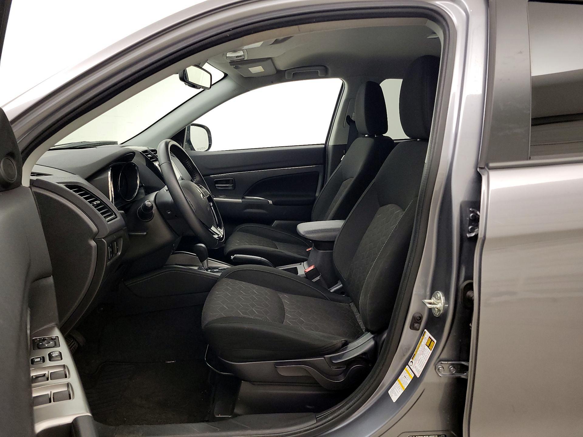 Thumbnail: 2020 Mitsubishi Outlander Sport - 11