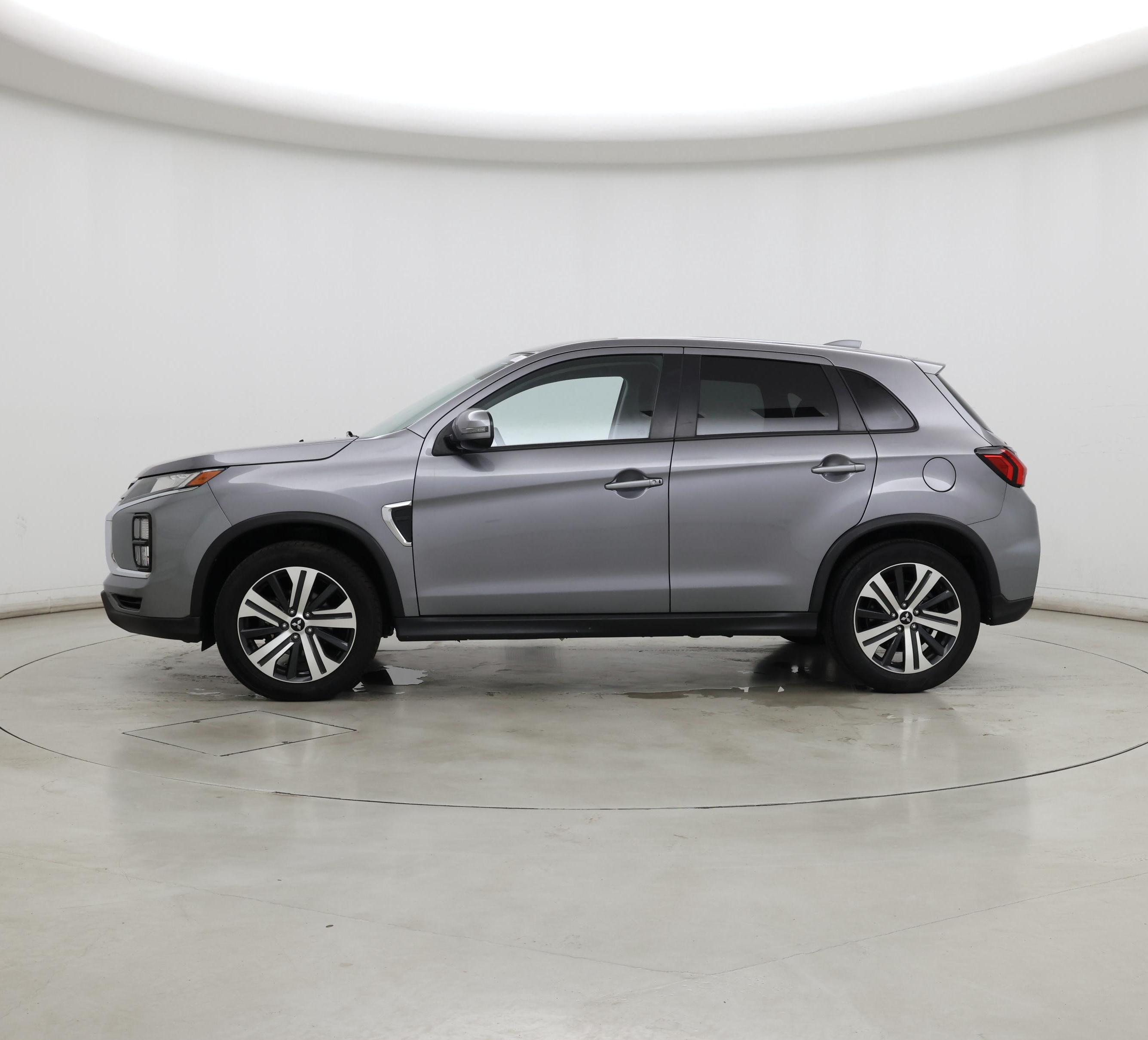 Thumbnail: 2020 Mitsubishi Outlander Sport - 3
