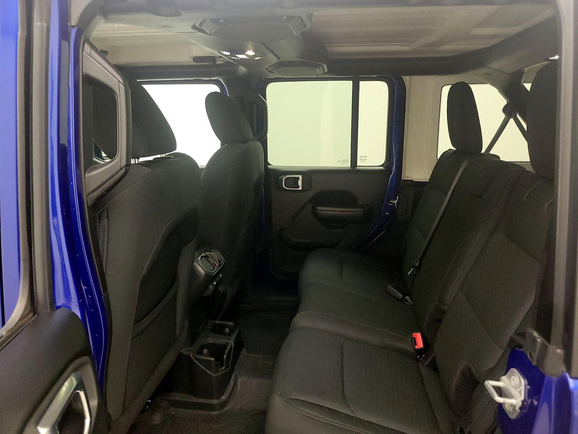 Thumbnail: 2019 Jeep Wrangler - 19