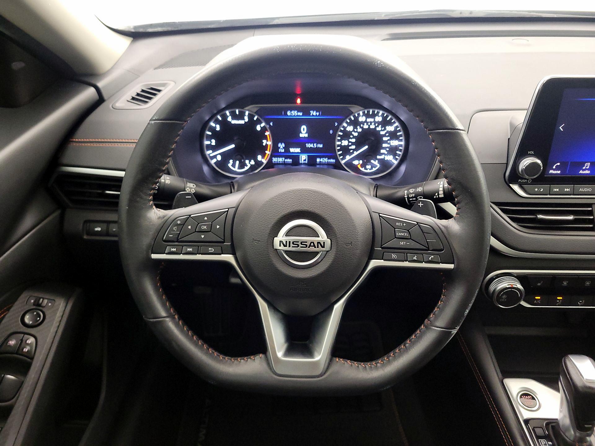 Thumbnail: 2022 Nissan Altima - 10
