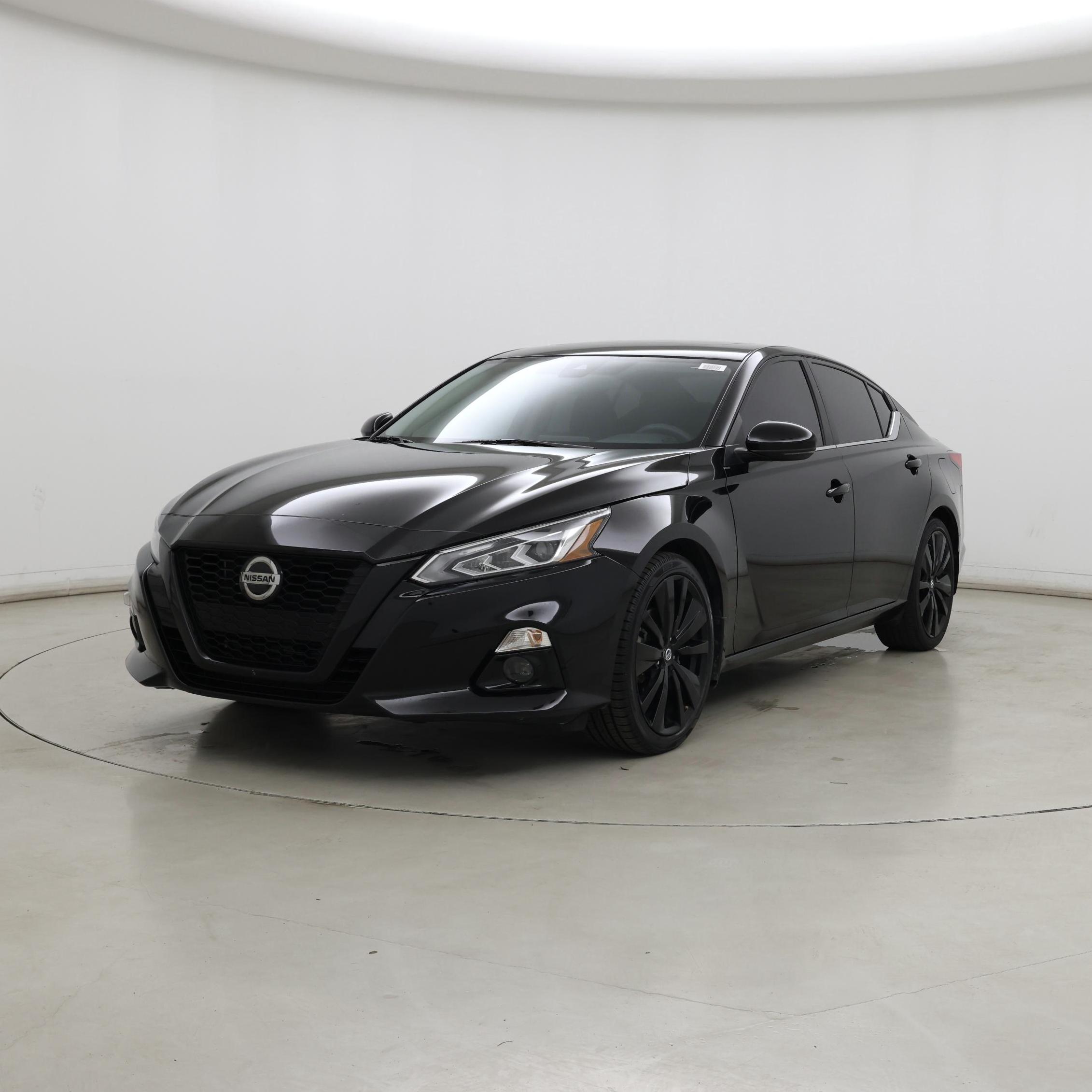 Thumbnail: 2022 Nissan Altima - 4