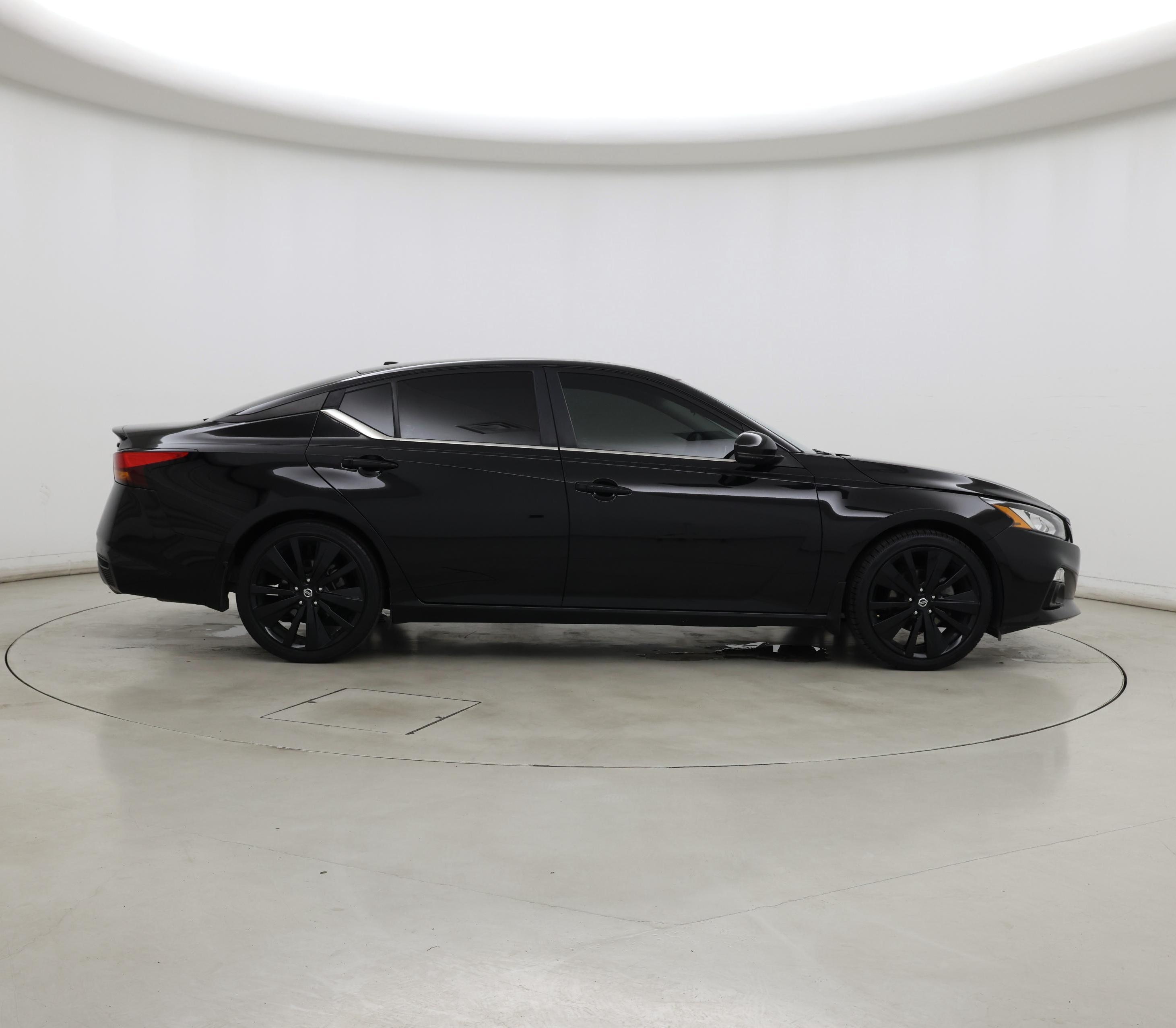 Thumbnail: 2022 Nissan Altima - 7