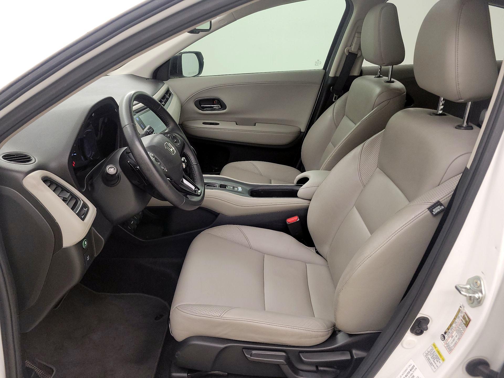 Thumbnail: 2016 Honda HR-V - 11