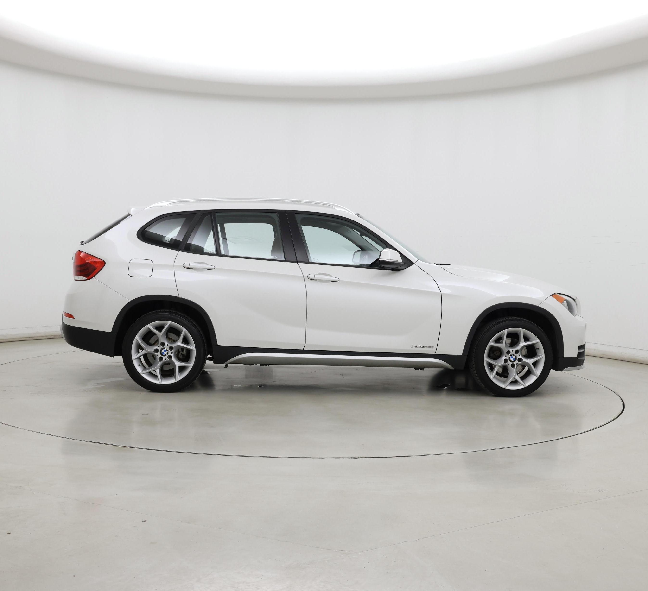 Thumbnail: 2015 BMW X1 - 7