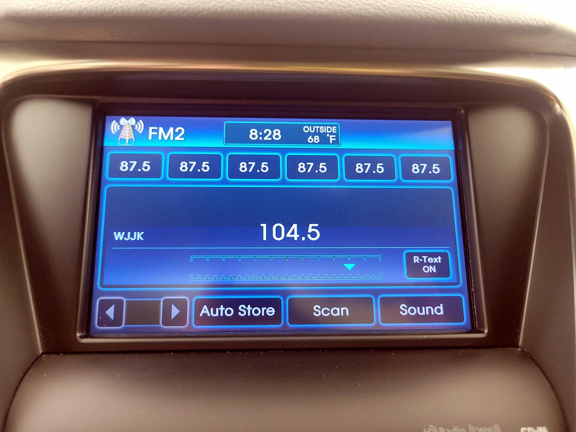 Thumbnail: 2013 Hyundai Azera - 16