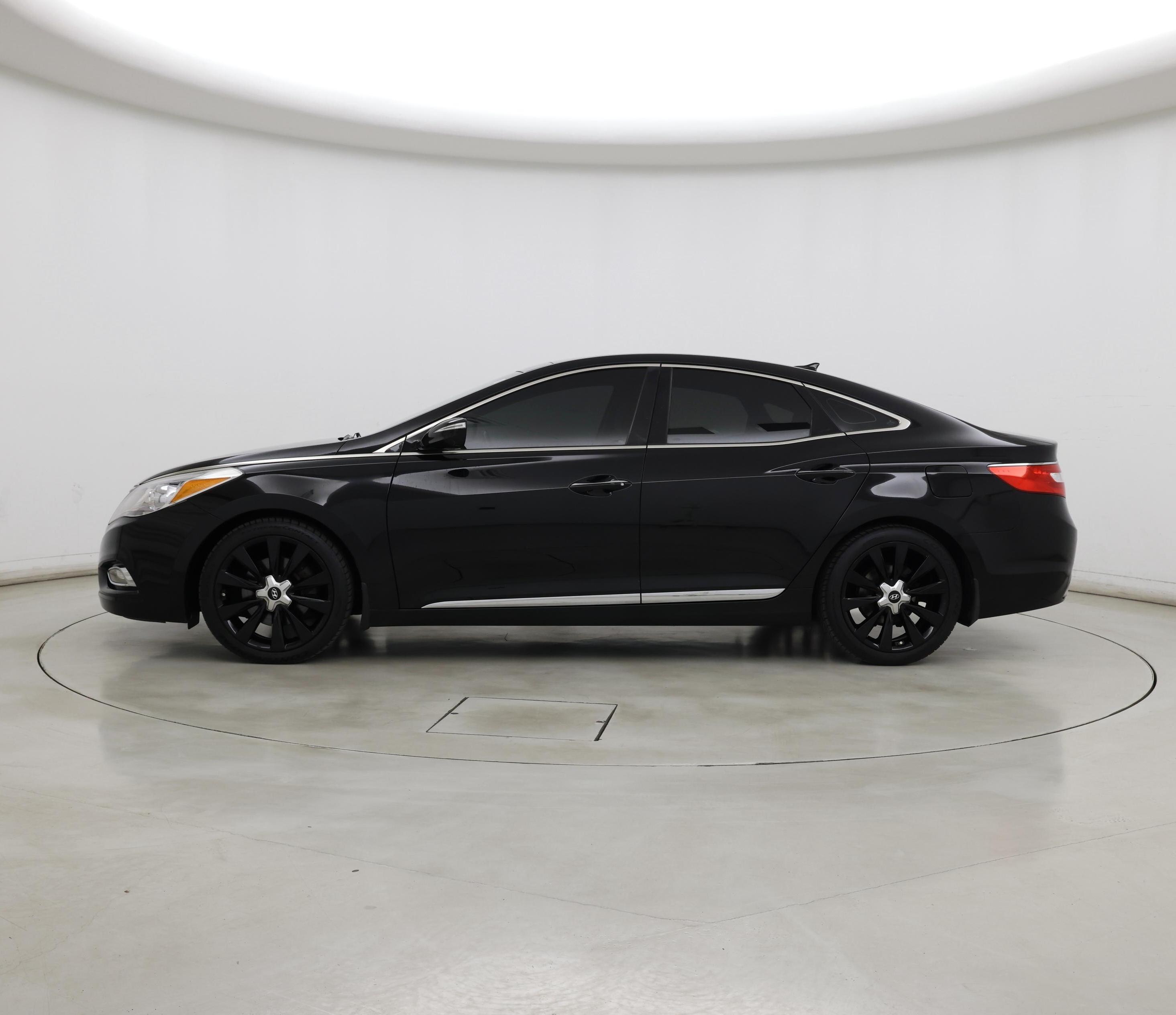 Thumbnail: 2013 Hyundai Azera - 3