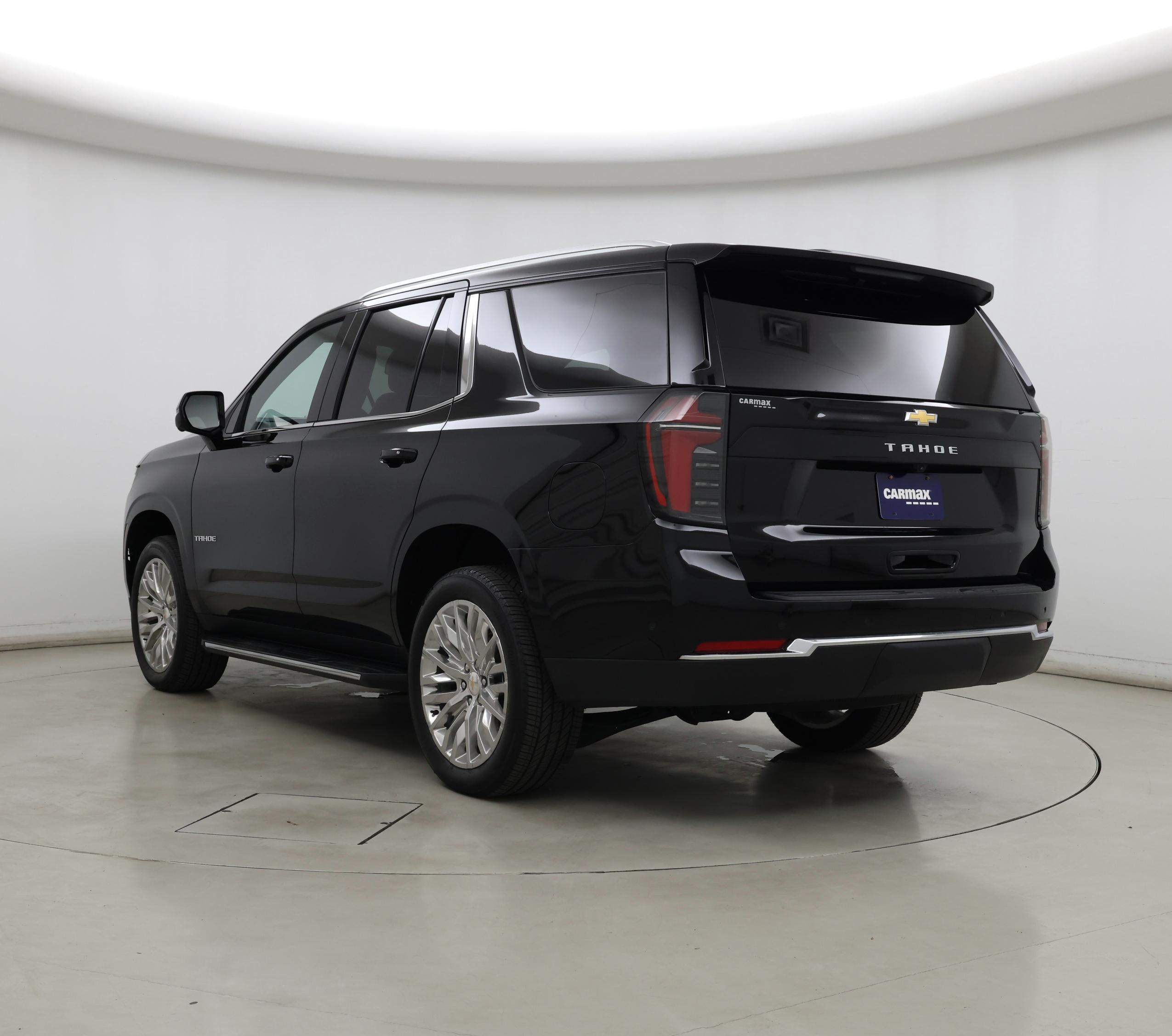 Thumbnail: 2025 Chevrolet Tahoe - 2