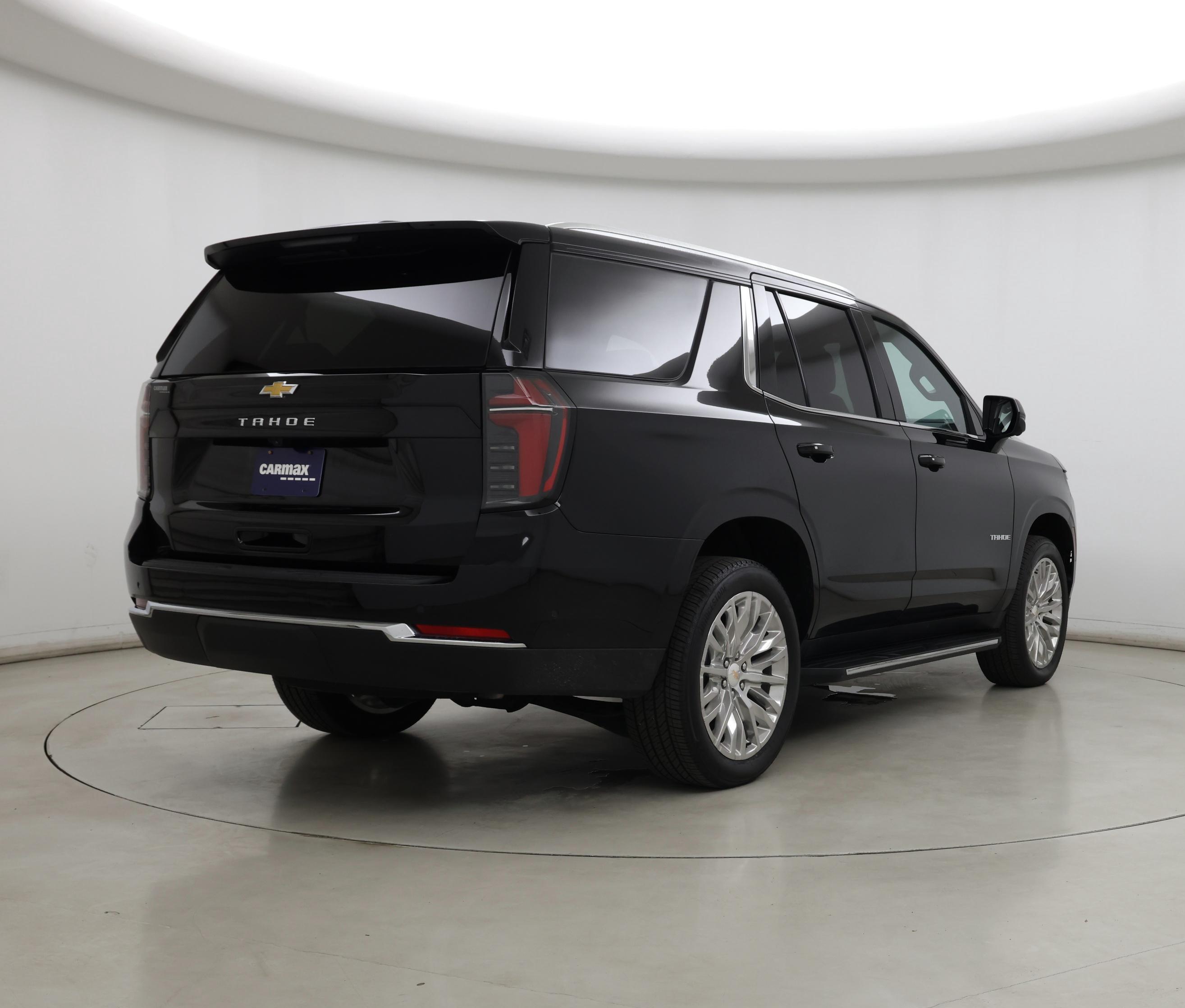 Thumbnail: 2025 Chevrolet Tahoe - 8