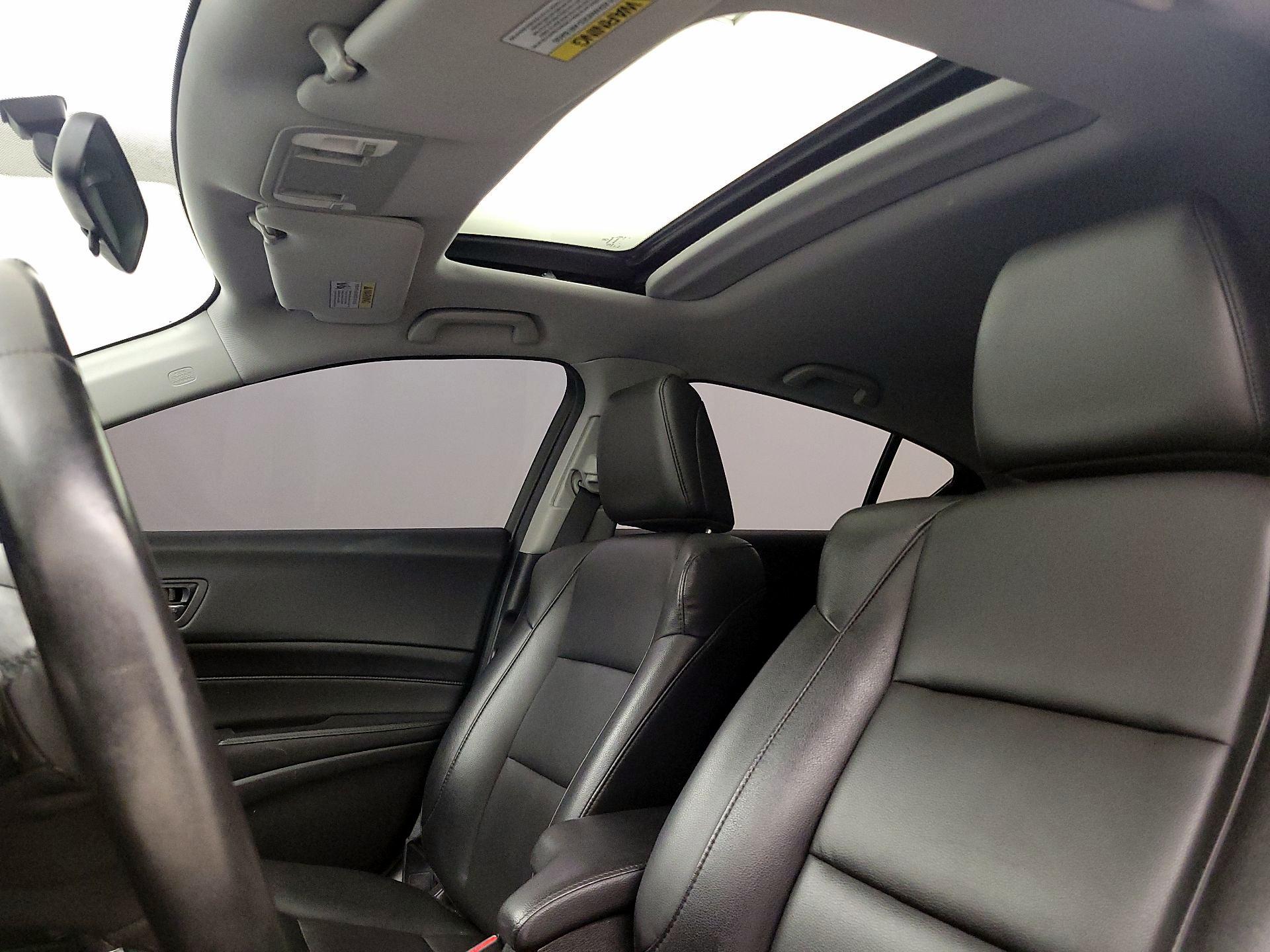 Thumbnail: 2017 Acura ILX - 19