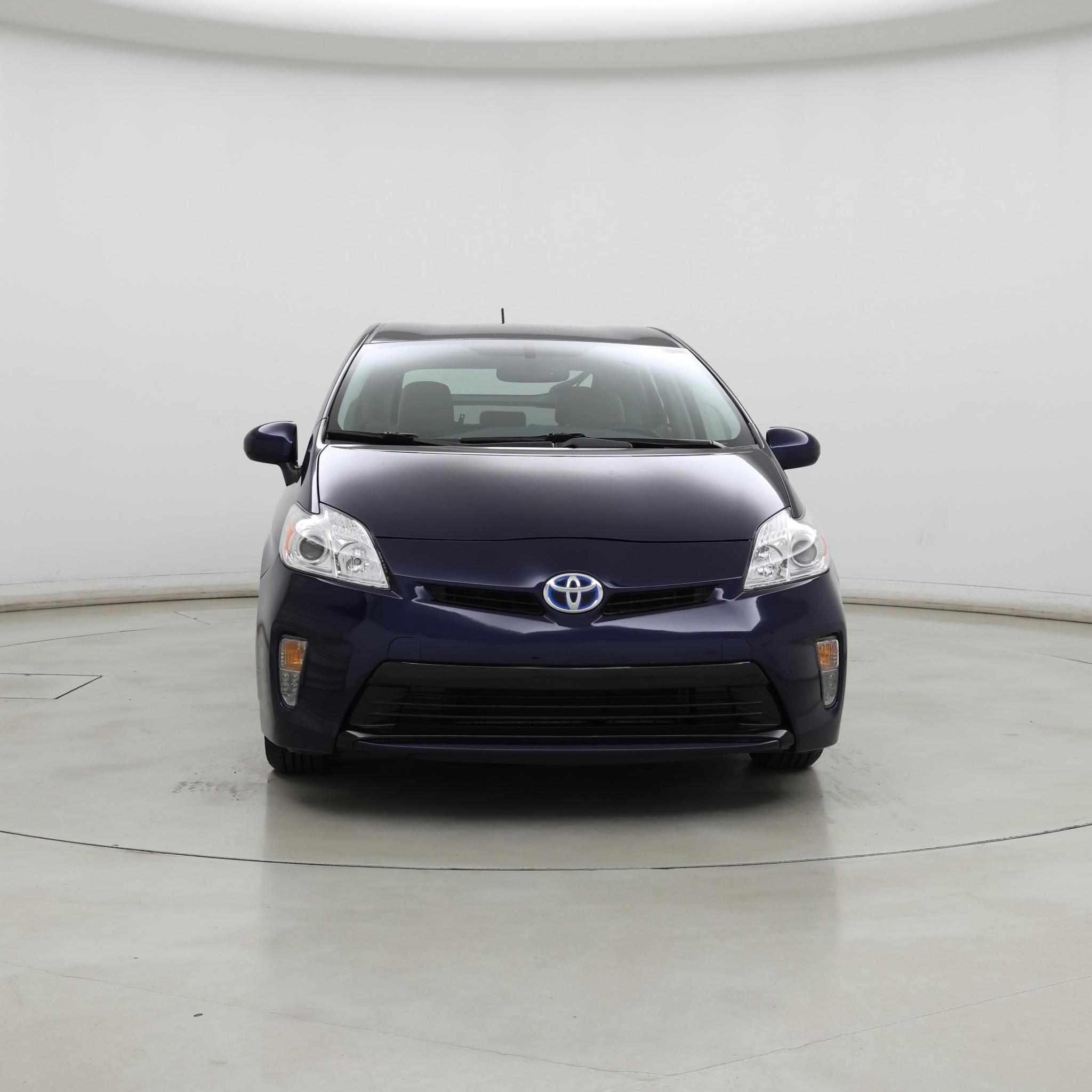 Thumbnail: 2015 Toyota Prius - 5