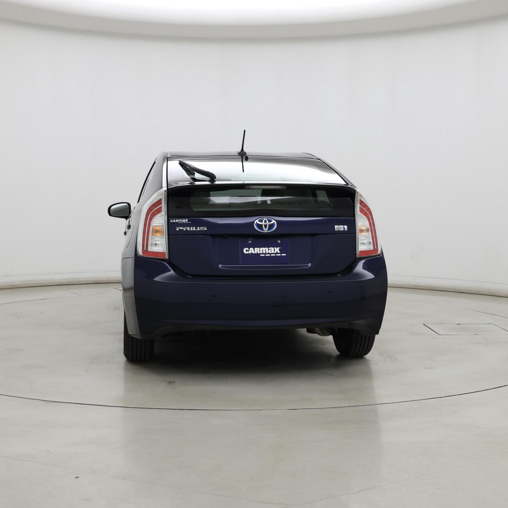 Thumbnail: 2015 Toyota Prius - 6