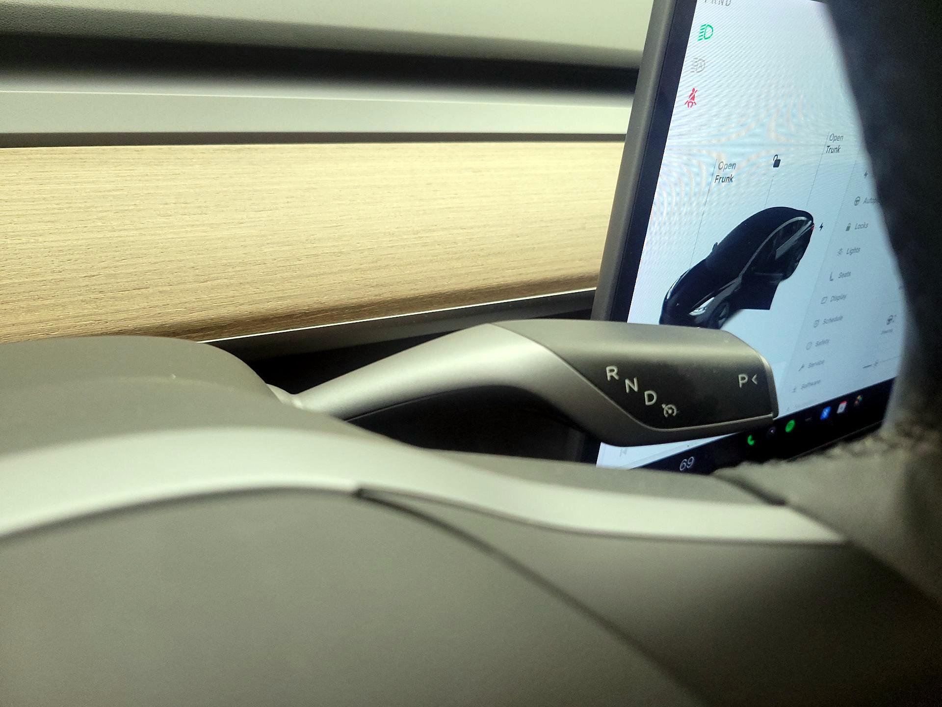 Thumbnail: 2021 Tesla Model 3 - 17