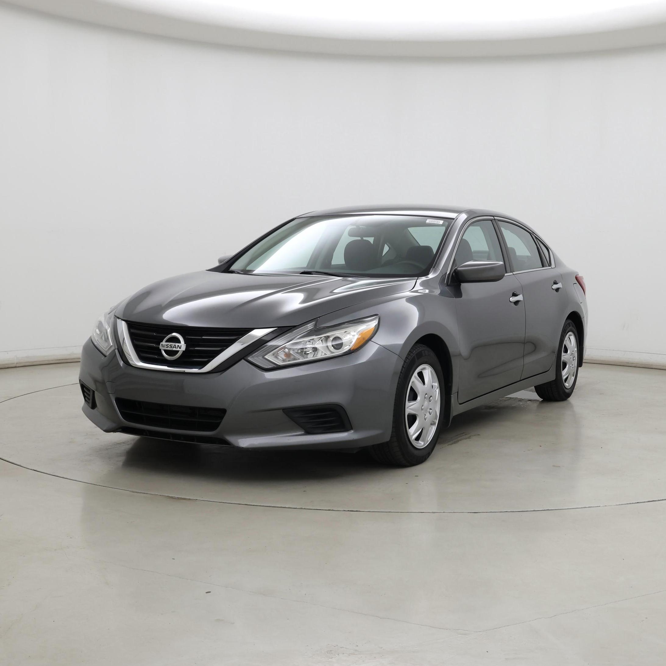 Thumbnail: 2018 Nissan Altima - 4