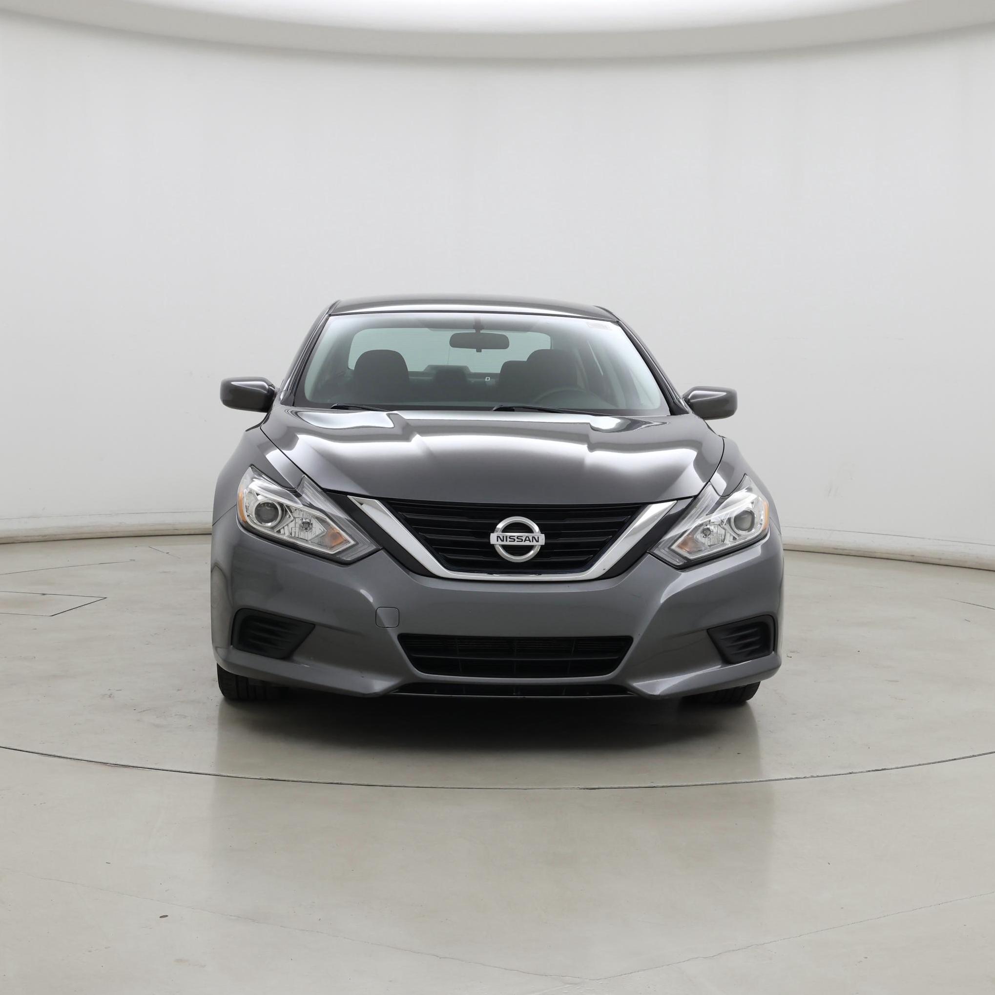 Thumbnail: 2018 Nissan Altima - 5