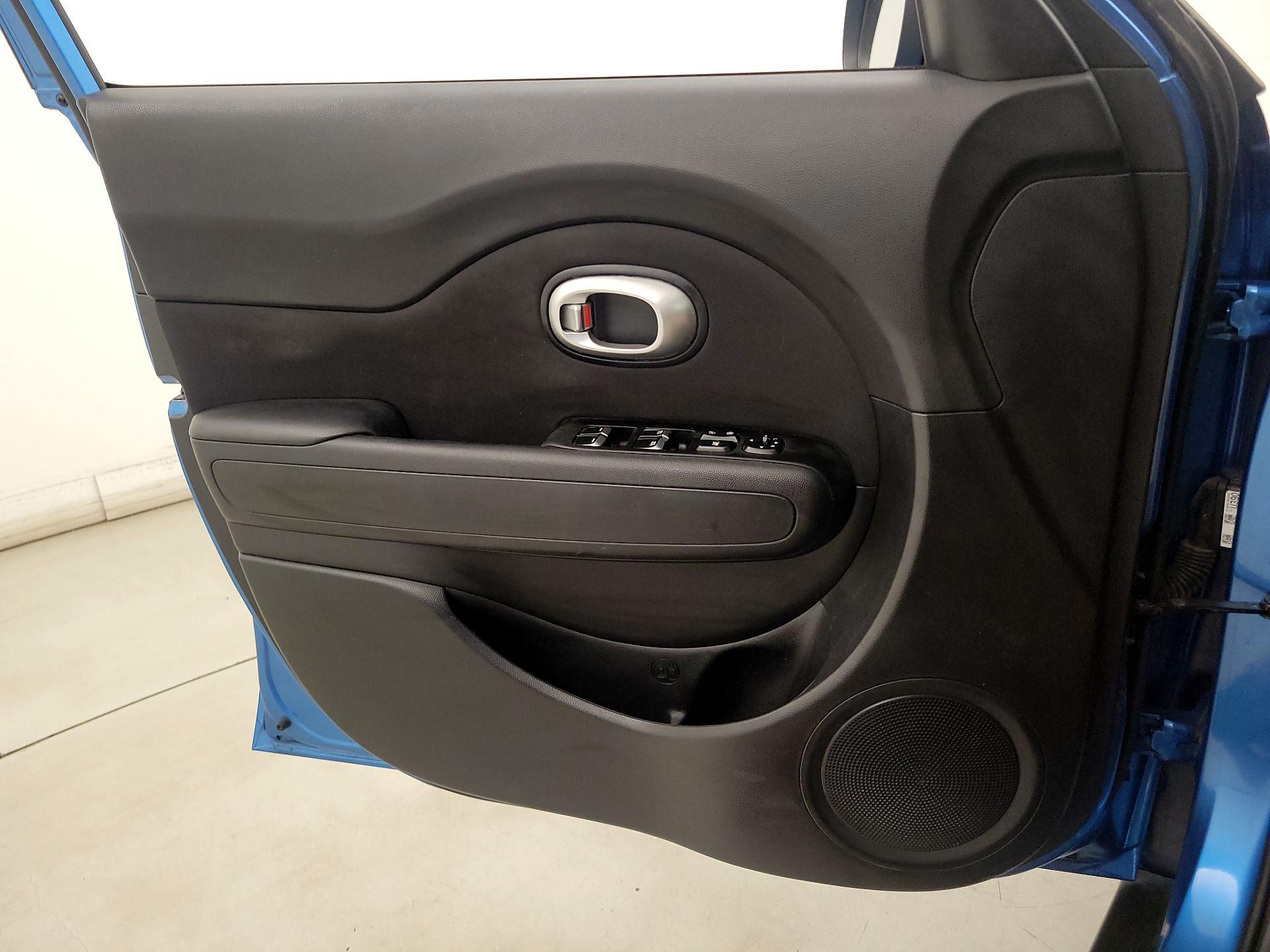 Thumbnail: 2018 Kia Soul - 12
