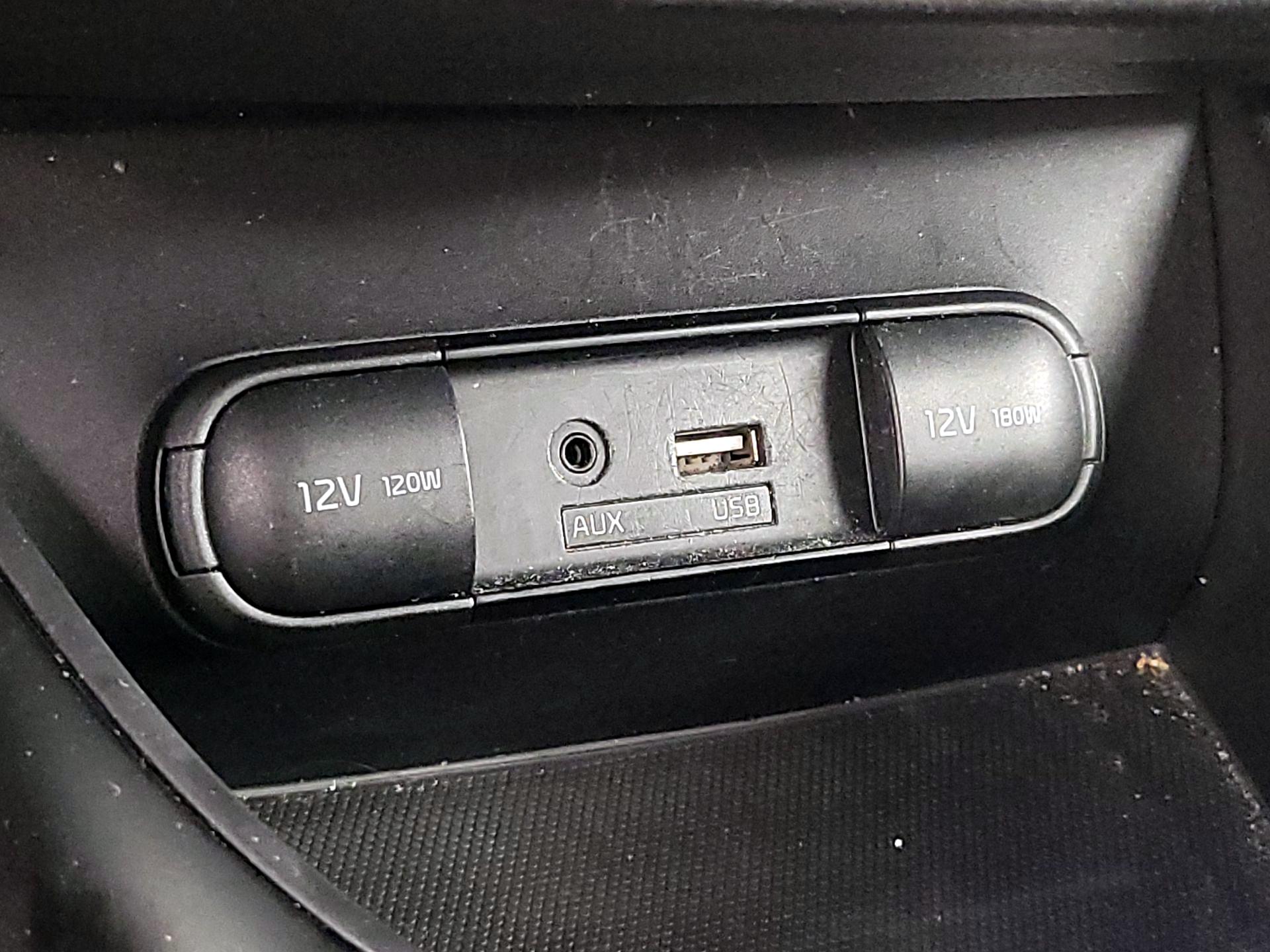 Thumbnail: 2018 Kia Soul - 18
