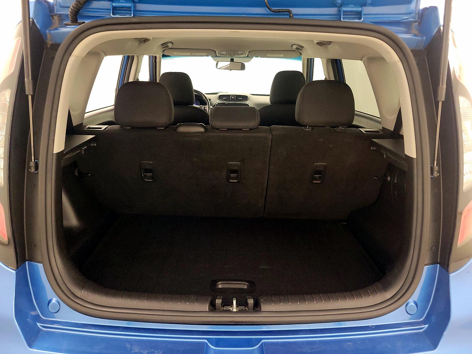 Thumbnail: 2018 Kia Soul - 20