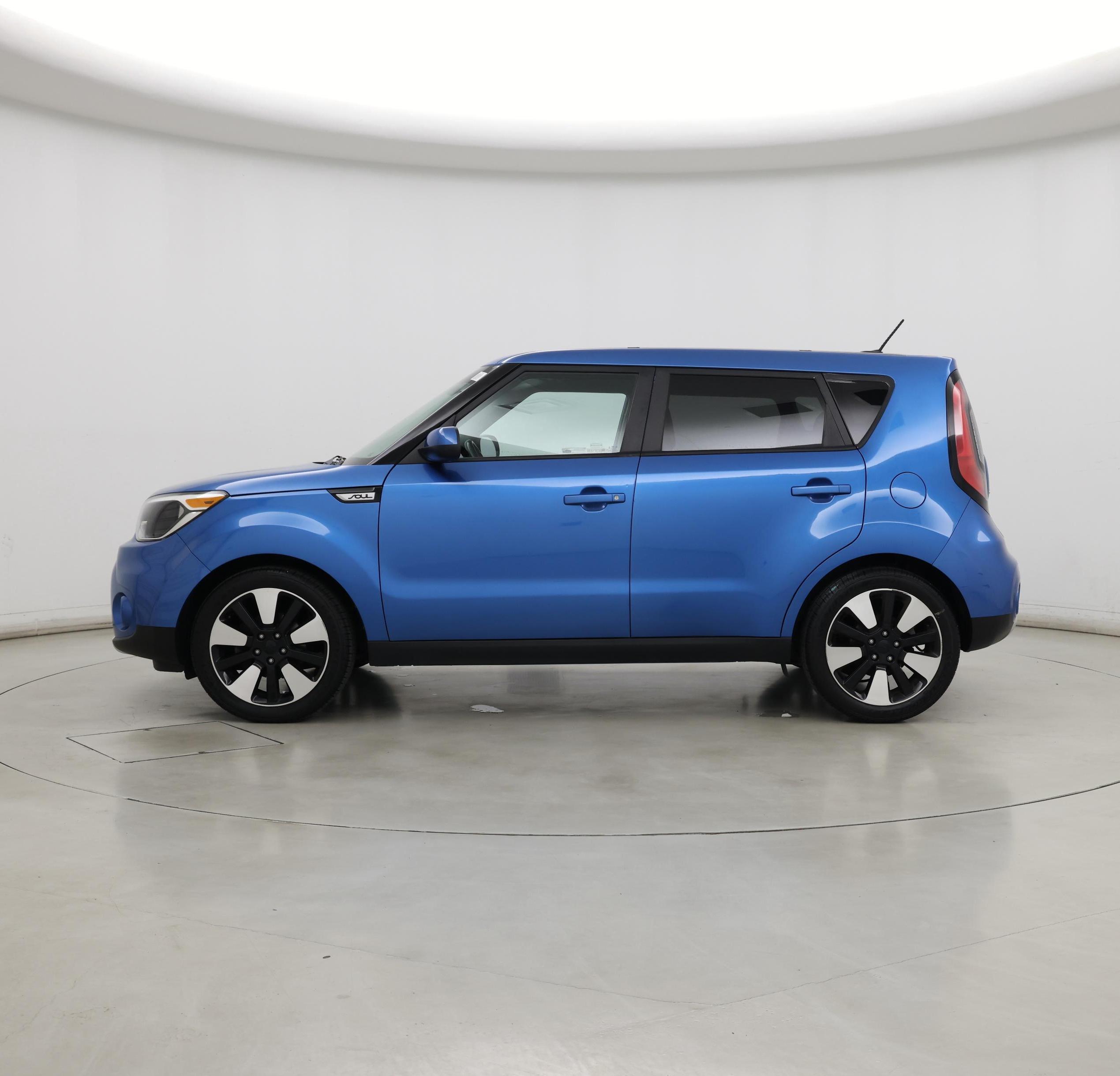Thumbnail: 2018 Kia Soul - 3