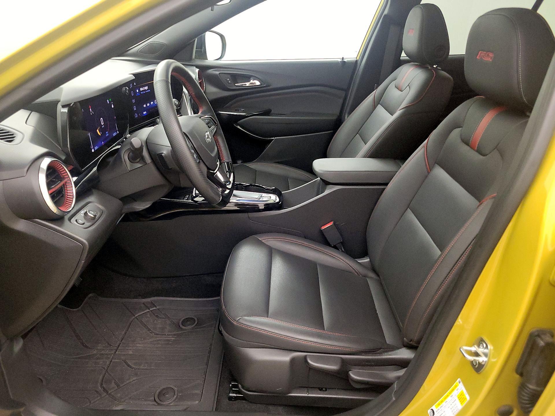 Thumbnail: 2024 Chevrolet Trax - 11
