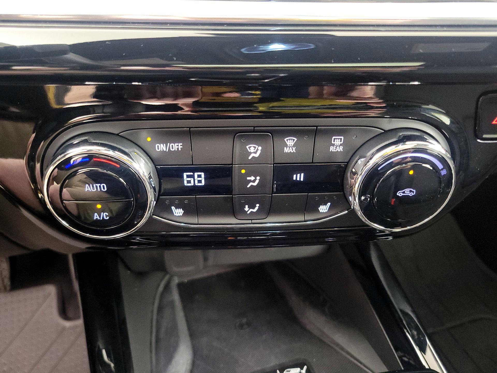 Thumbnail: 2024 Chevrolet Trax - 16