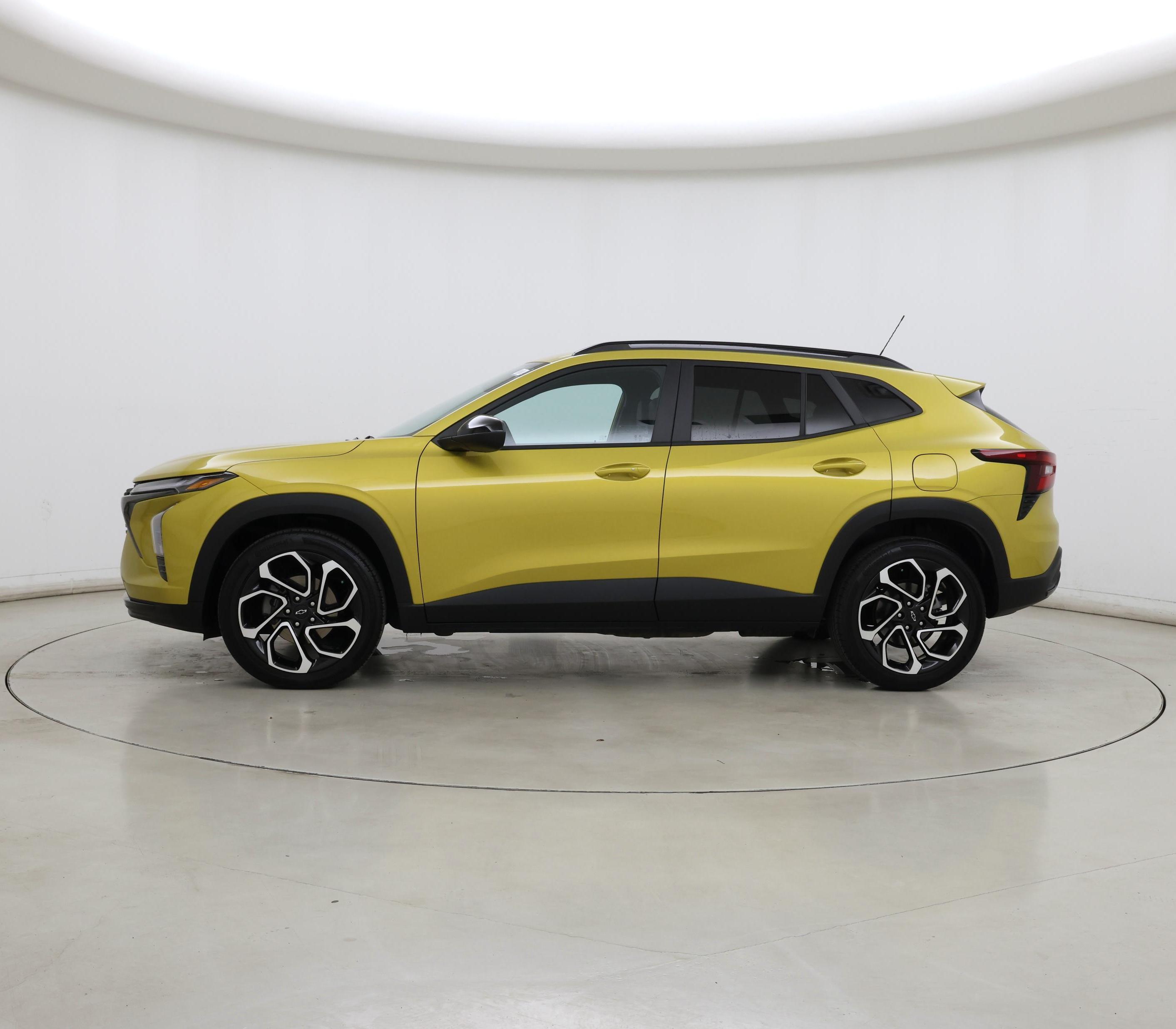 Thumbnail: 2024 Chevrolet Trax - 3