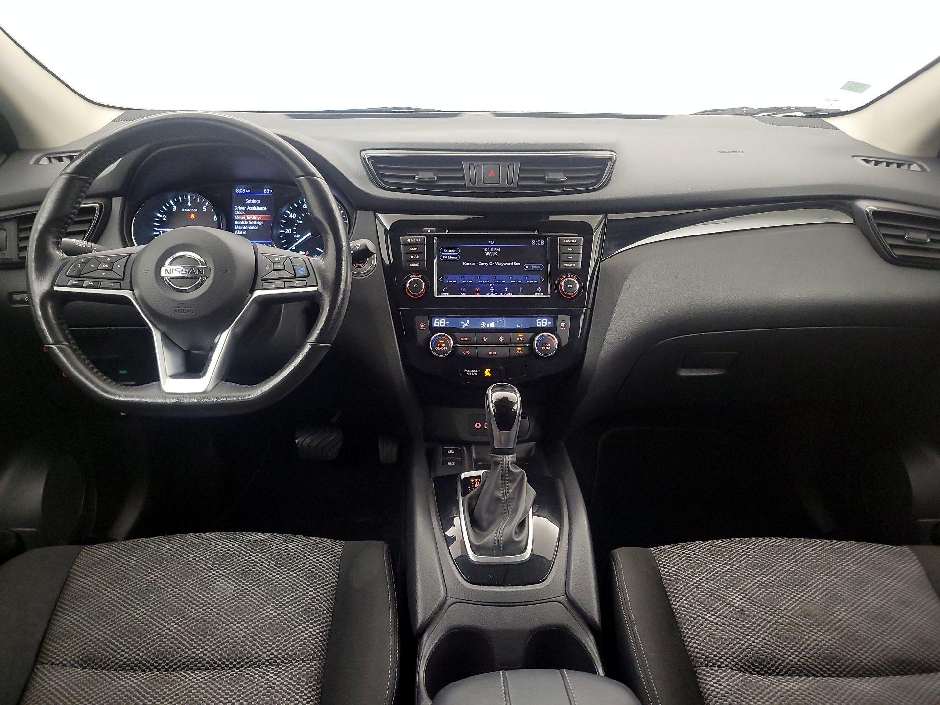 Thumbnail: 2019 Nissan Rogue Sport - 9