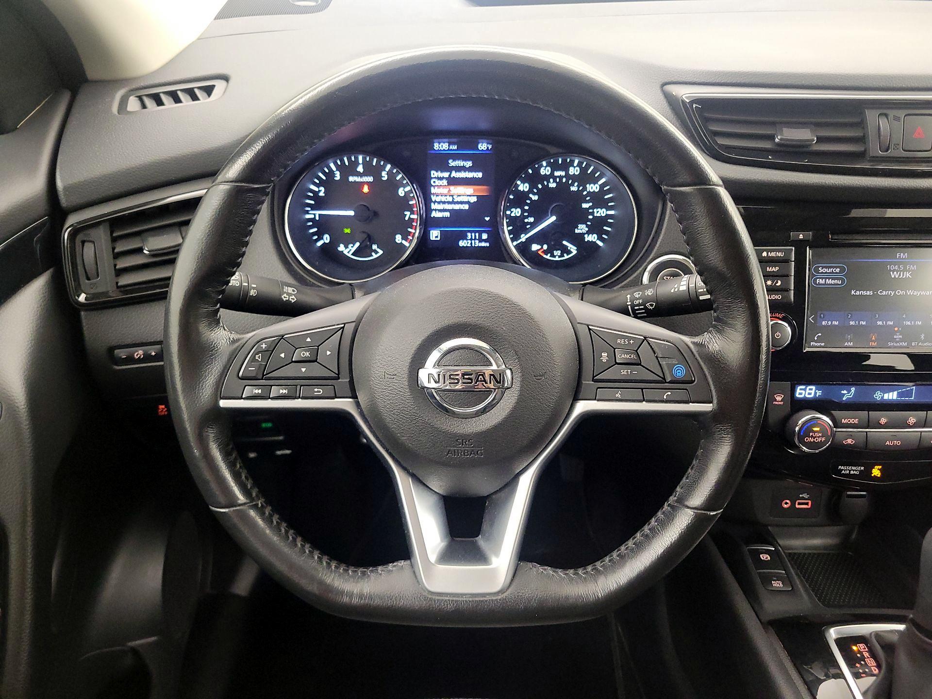 Thumbnail: 2019 Nissan Rogue Sport - 10