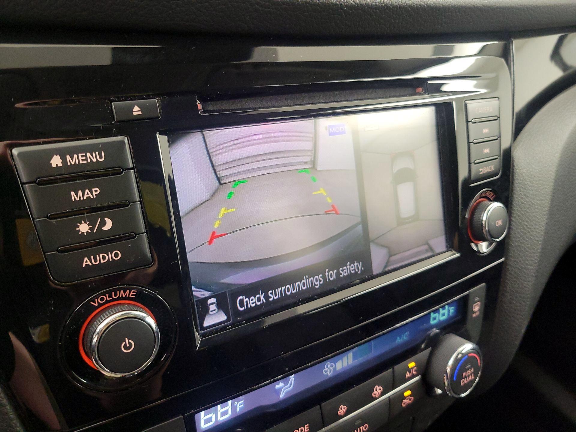 Thumbnail: 2019 Nissan Rogue Sport - 15