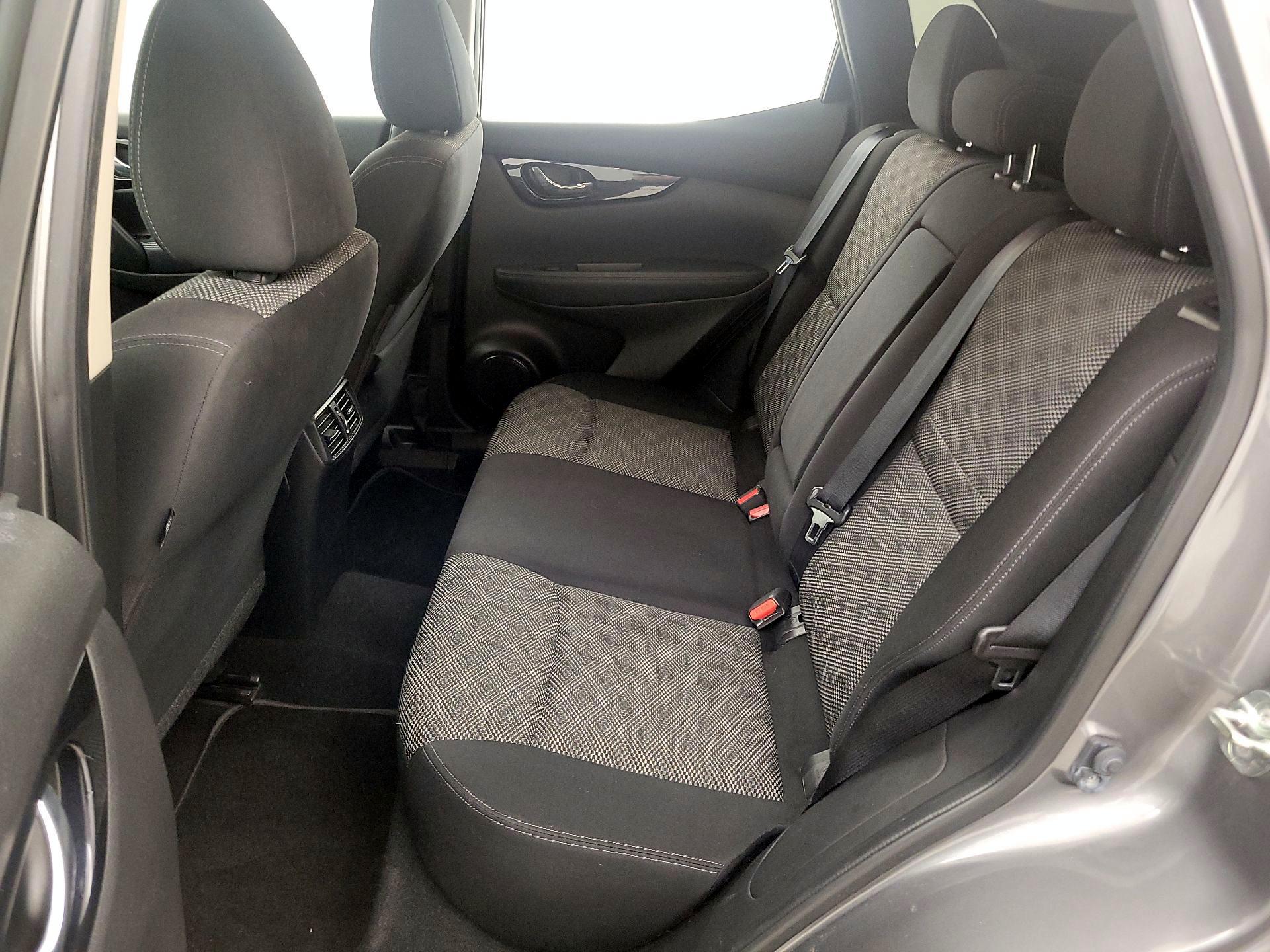 Thumbnail: 2019 Nissan Rogue Sport - 20