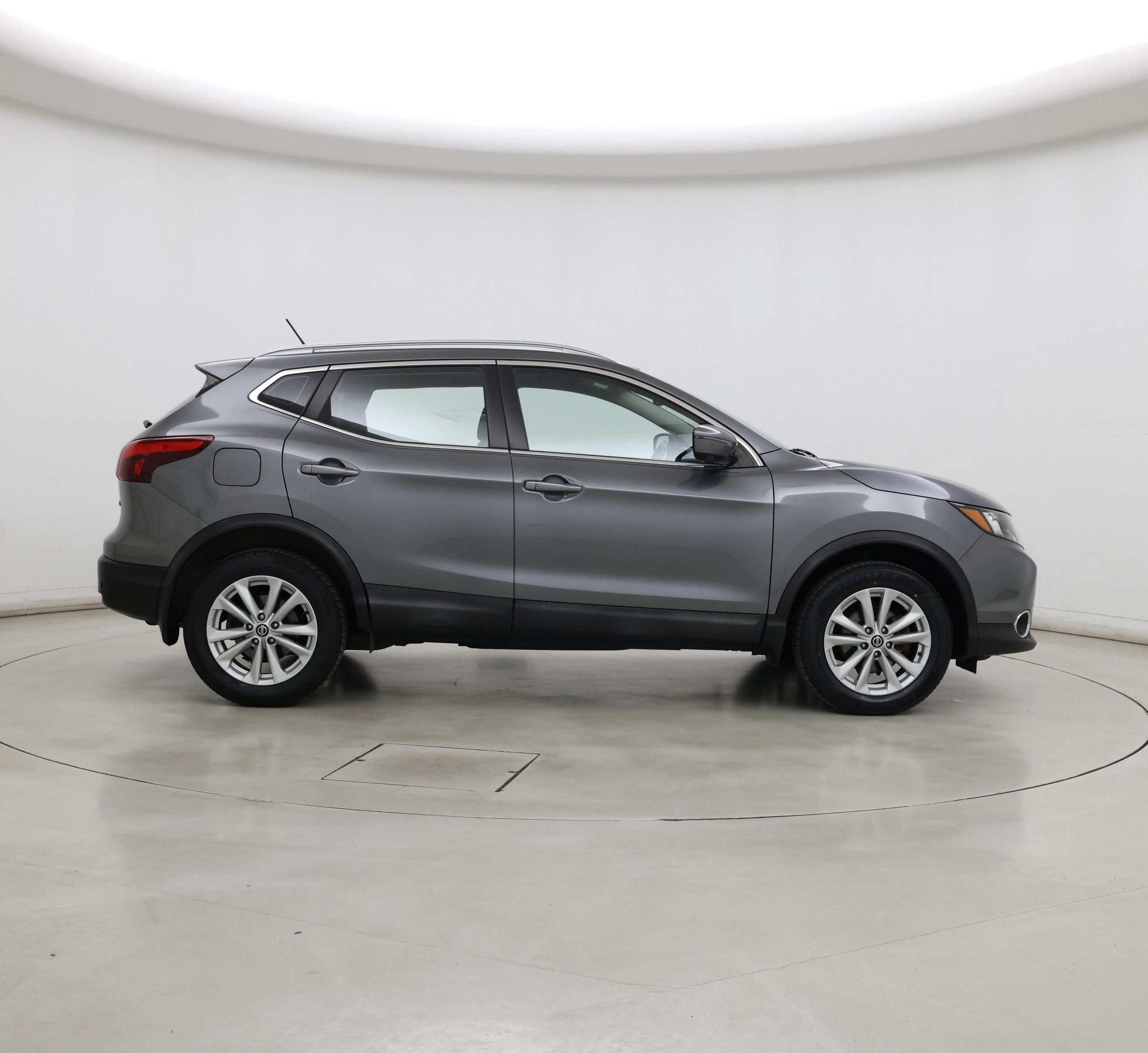 Thumbnail: 2019 Nissan Rogue Sport - 7