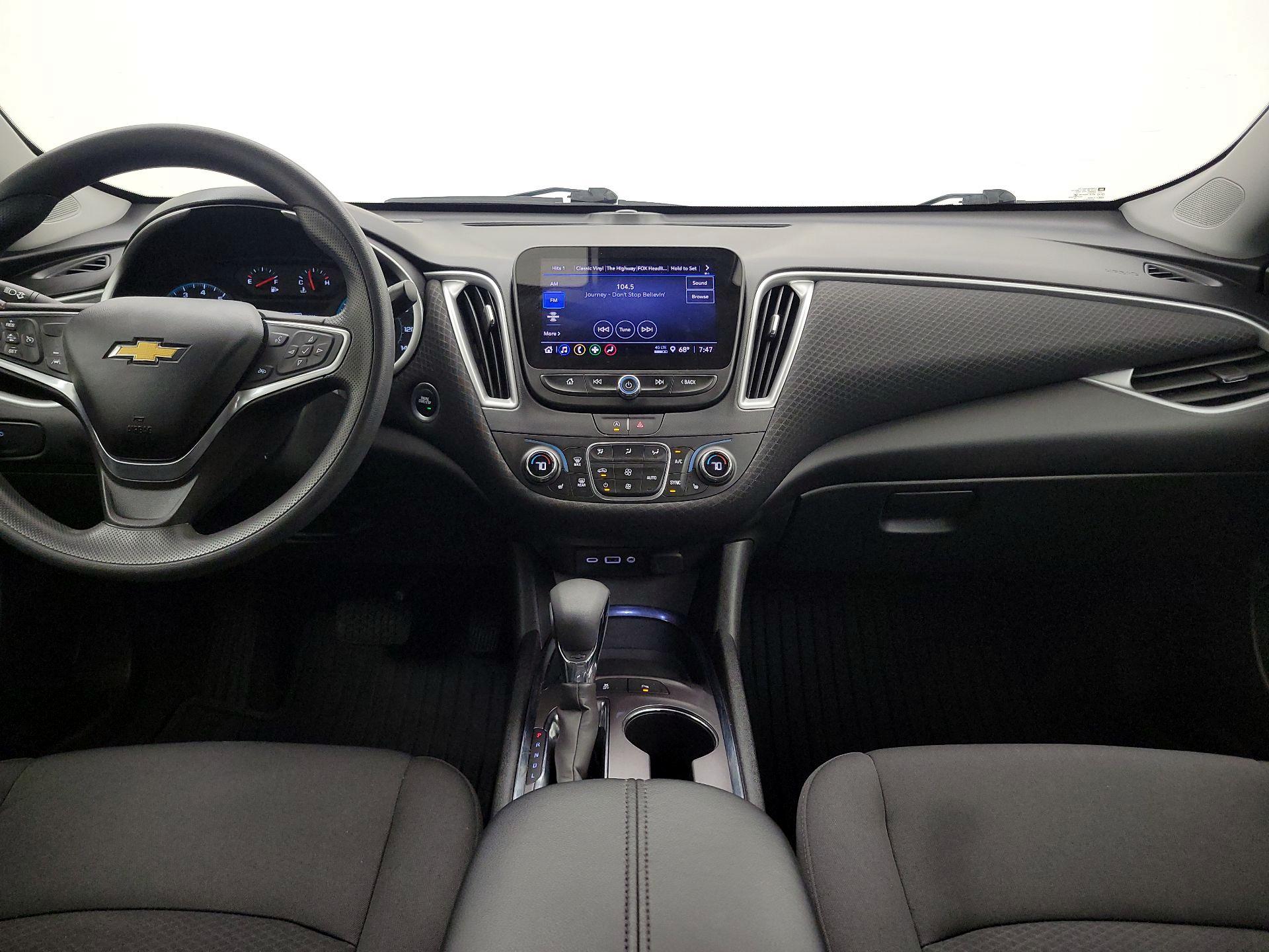 Thumbnail: 2023 Chevrolet Malibu - 9