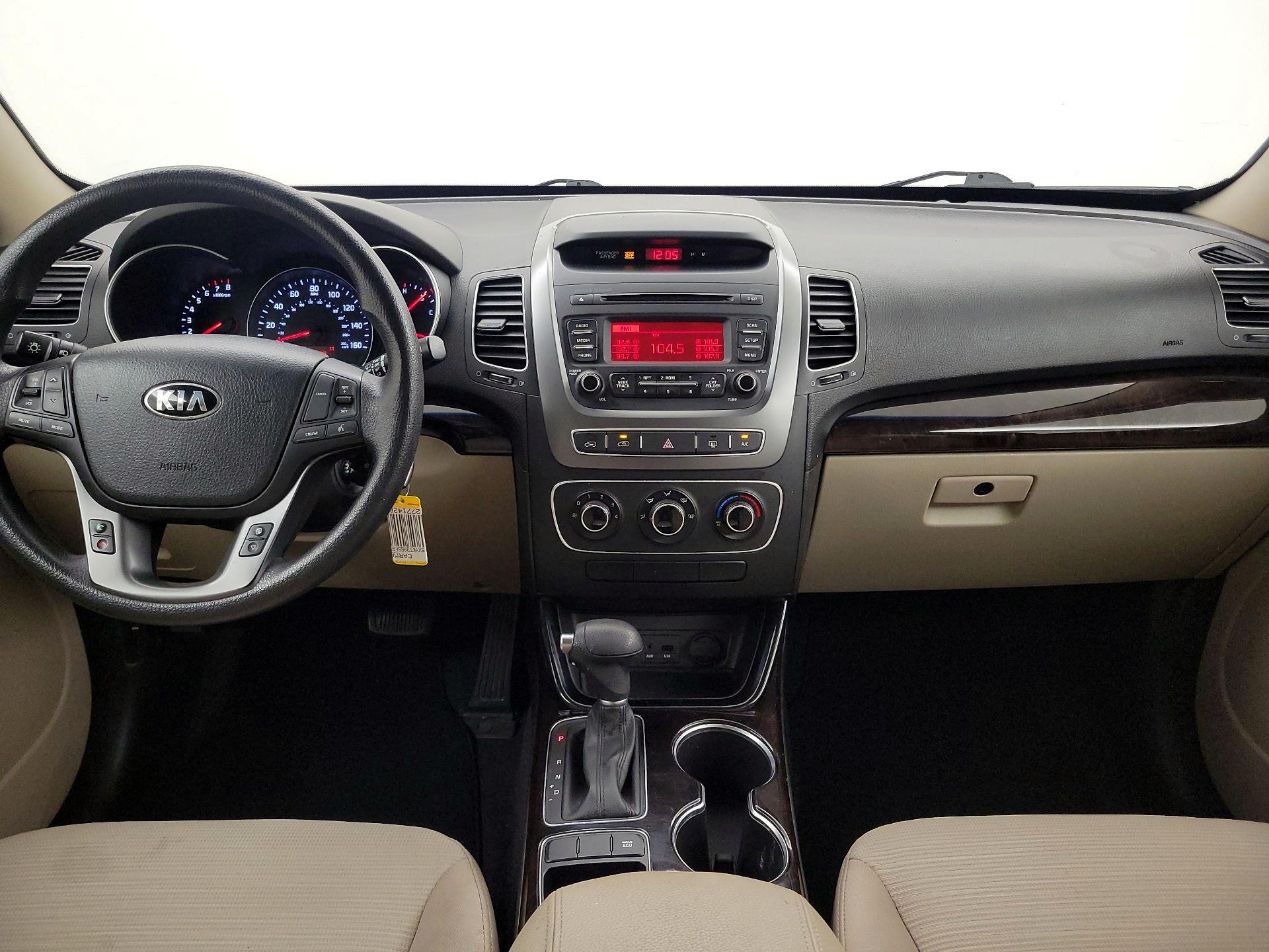 Thumbnail: 2015 Kia Sorento - 9