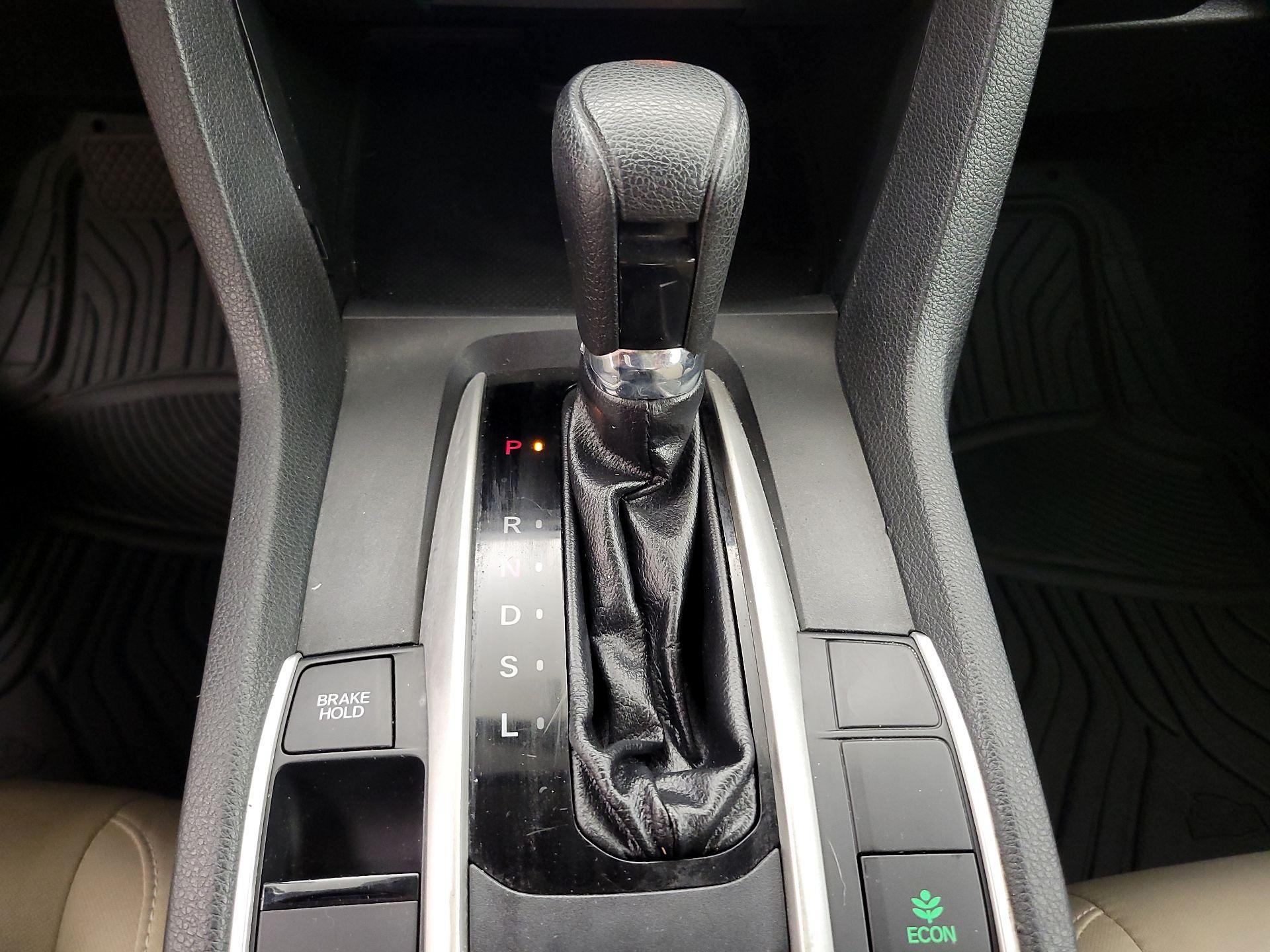 Thumbnail: 2016 Honda Civic - 17
