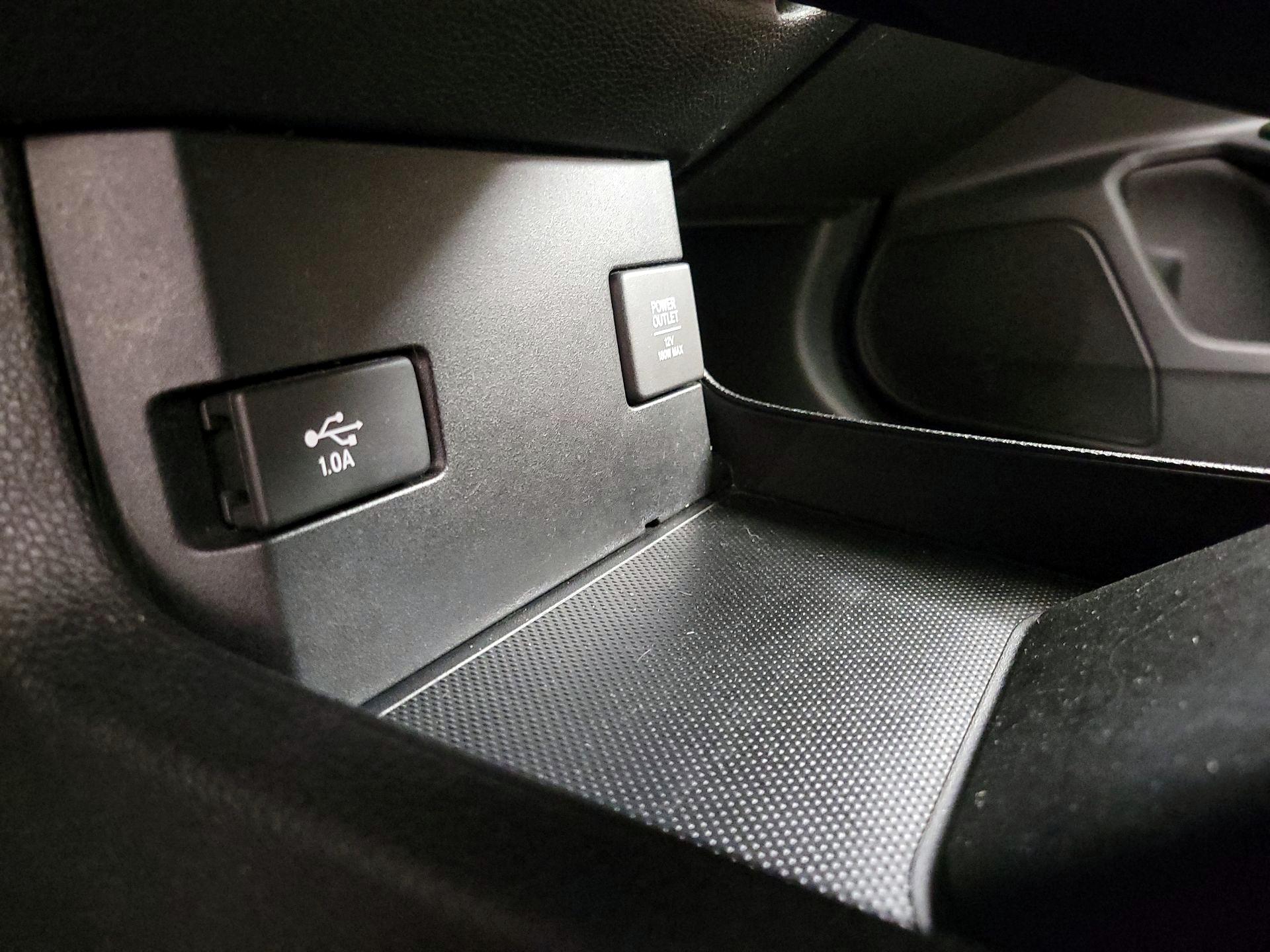 Thumbnail: 2016 Honda Civic - 18