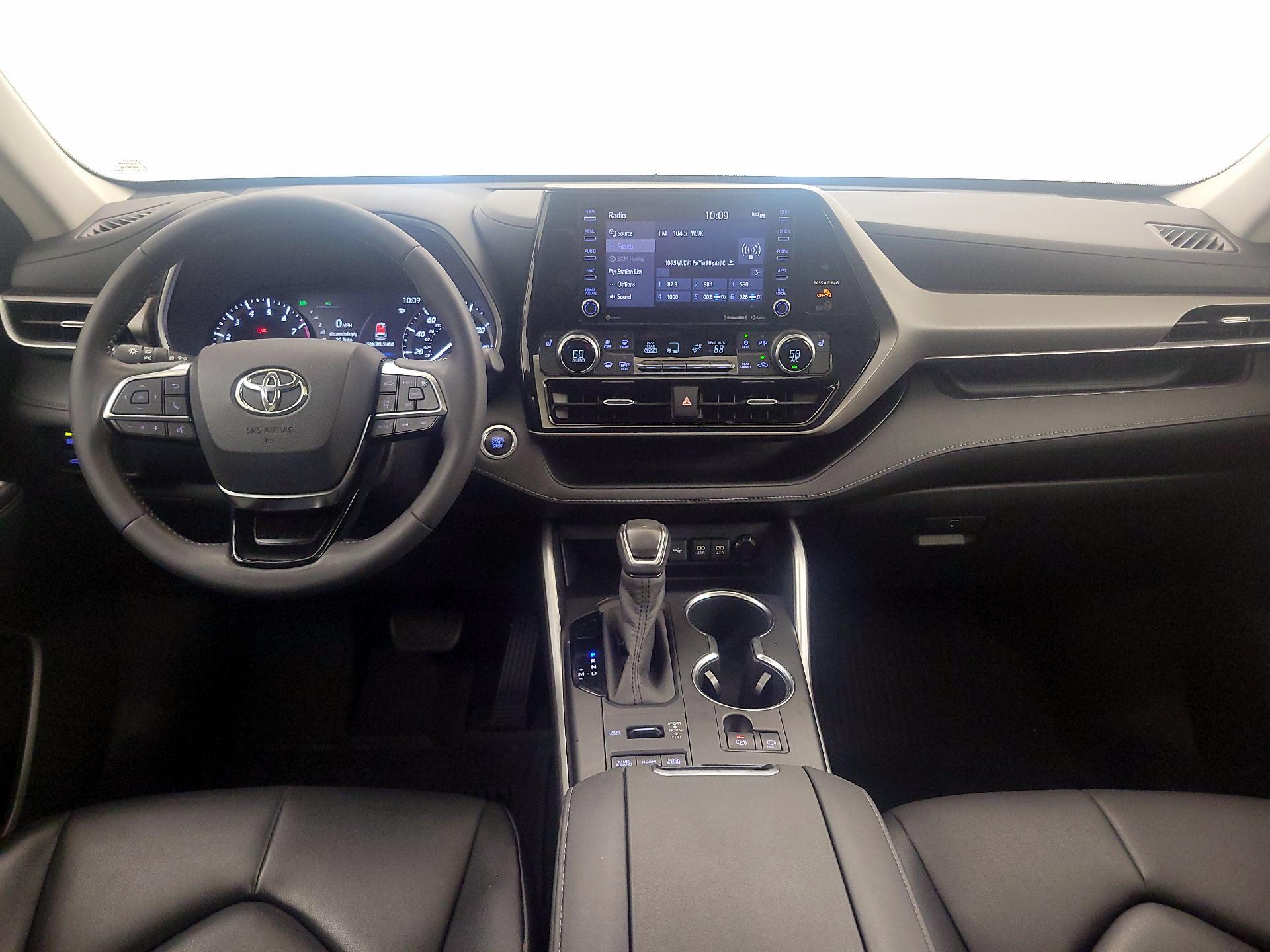 Thumbnail: 2020 Toyota Highlander - 9