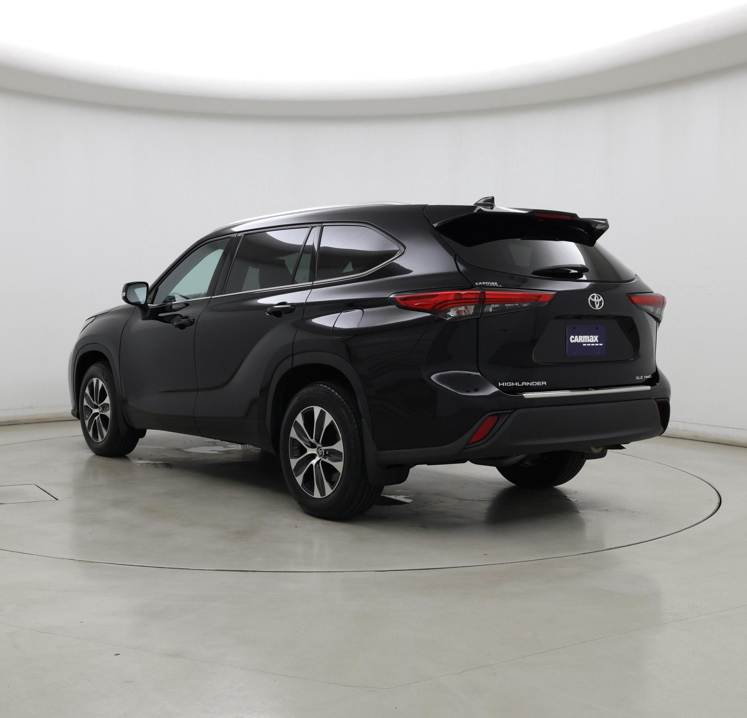 Thumbnail: 2020 Toyota Highlander - 2