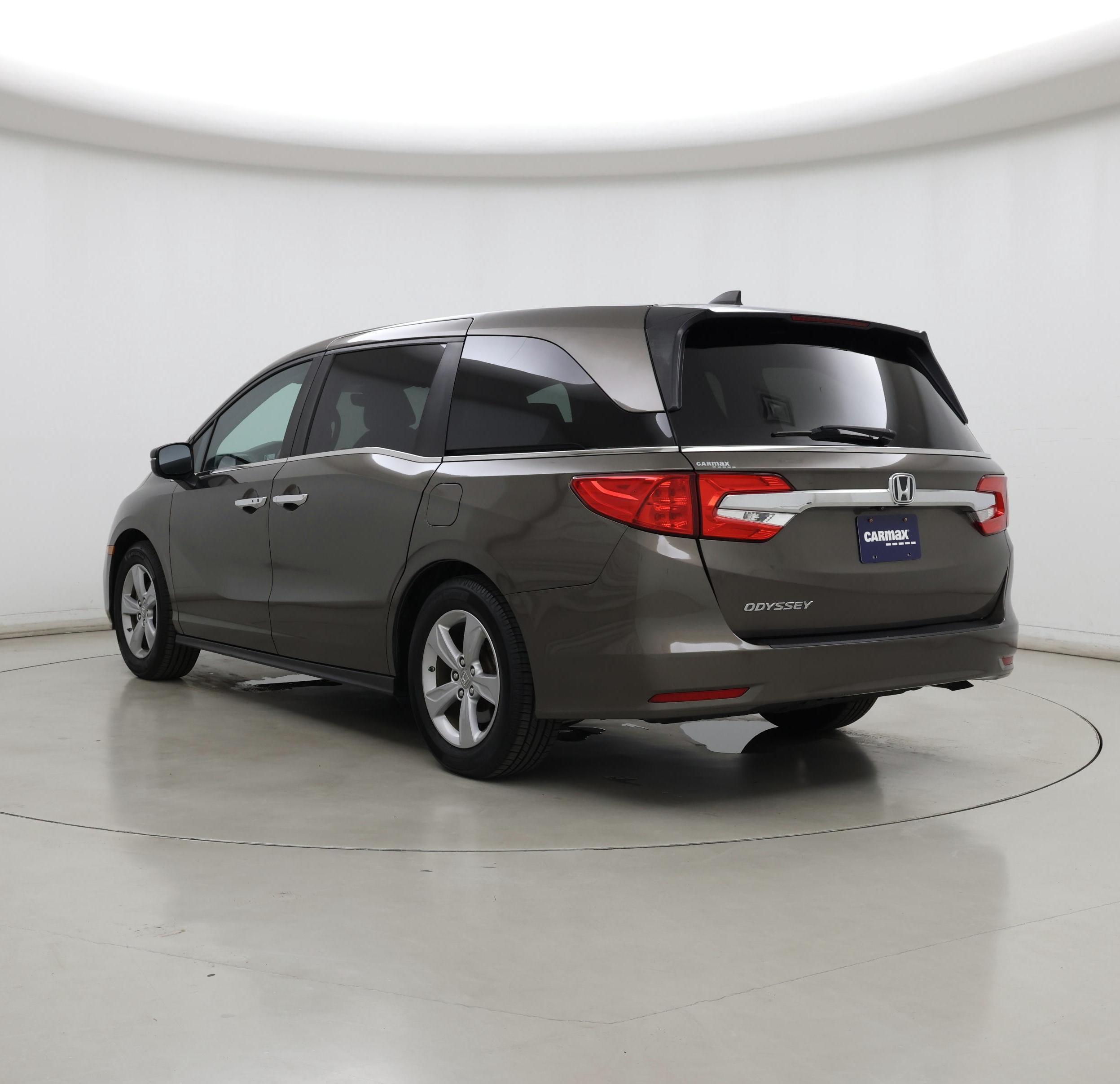 Thumbnail: 2019 Honda Odyssey - 2