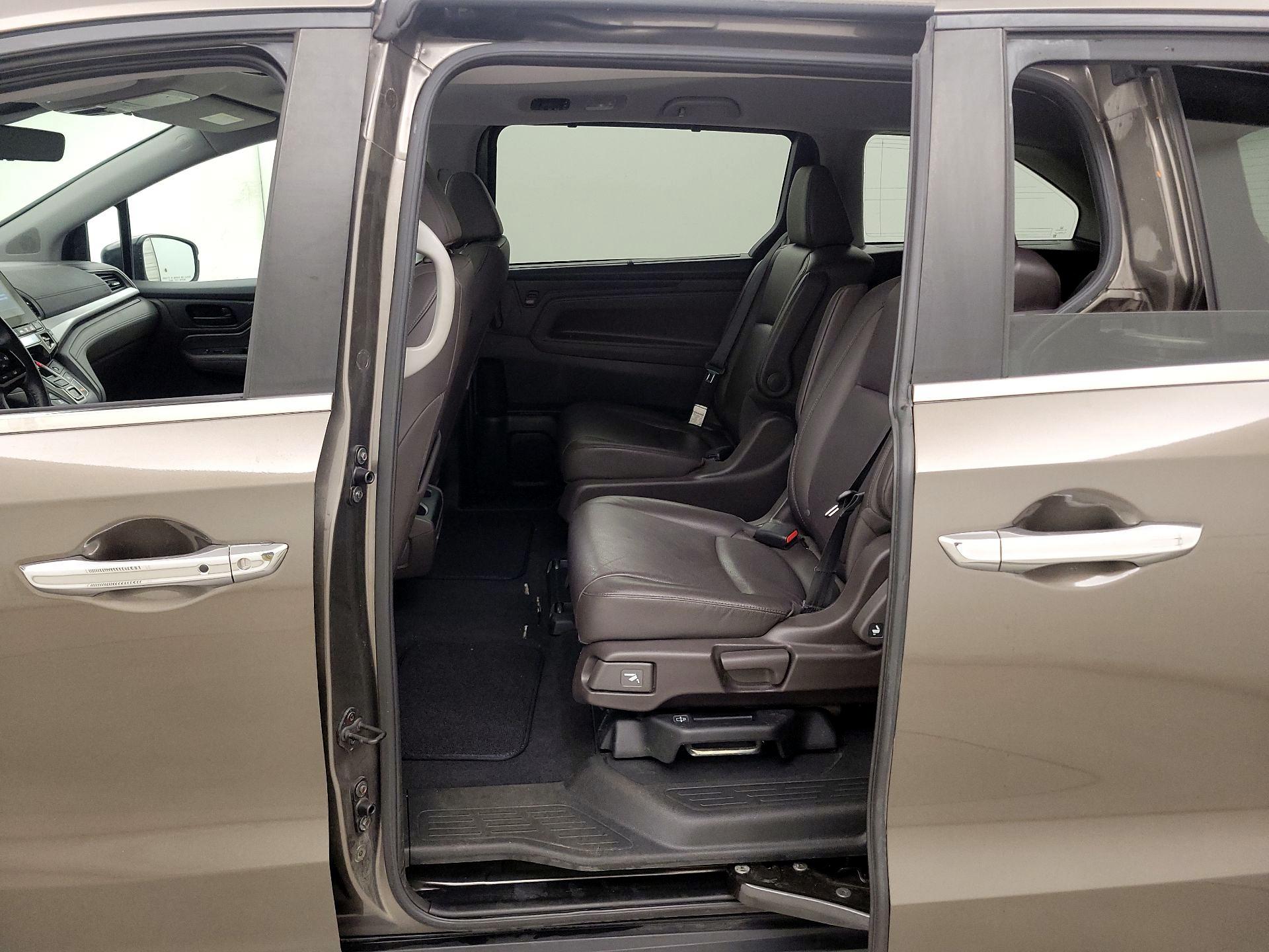 Thumbnail: 2019 Honda Odyssey - 20