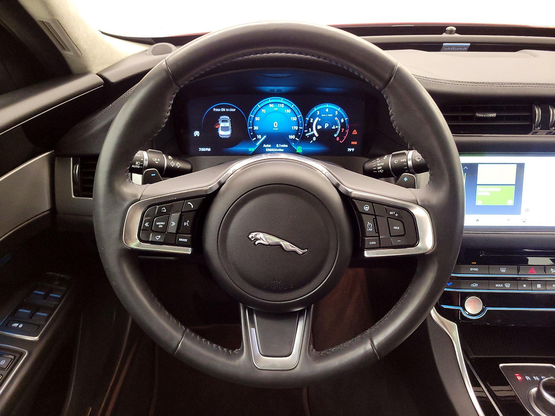 Thumbnail: 2020 Jaguar XF - 10