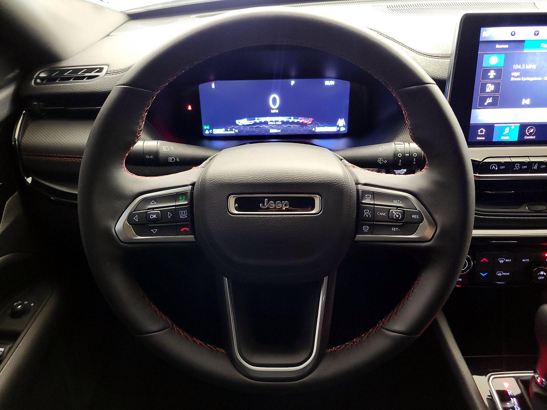 Thumbnail: 2025 Jeep Compass - 10
