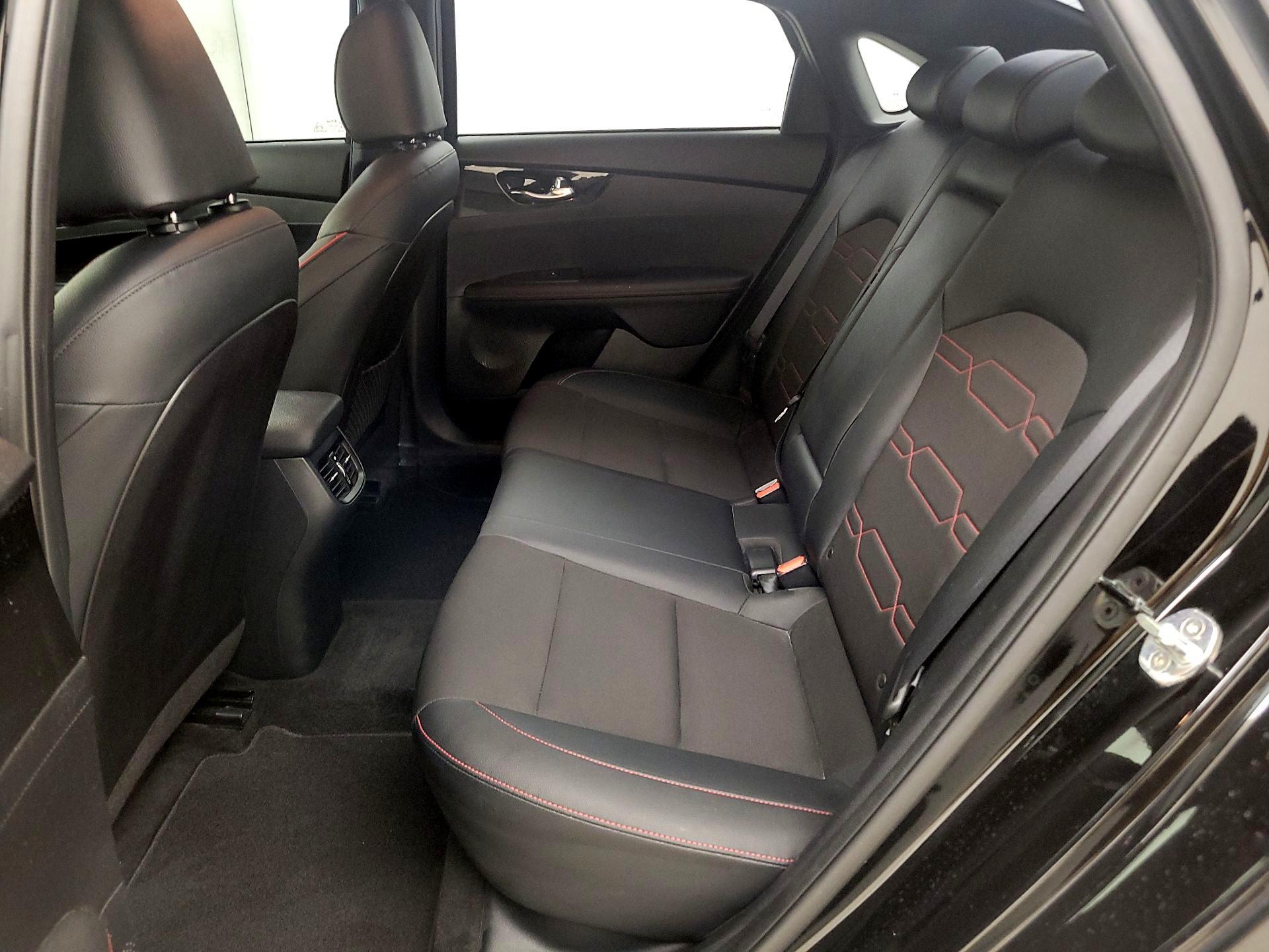 Thumbnail: 2020 Kia Forte - 19