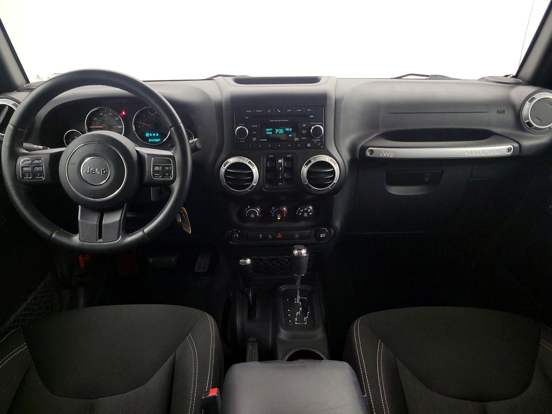 Thumbnail: 2016 Jeep Wrangler - 9