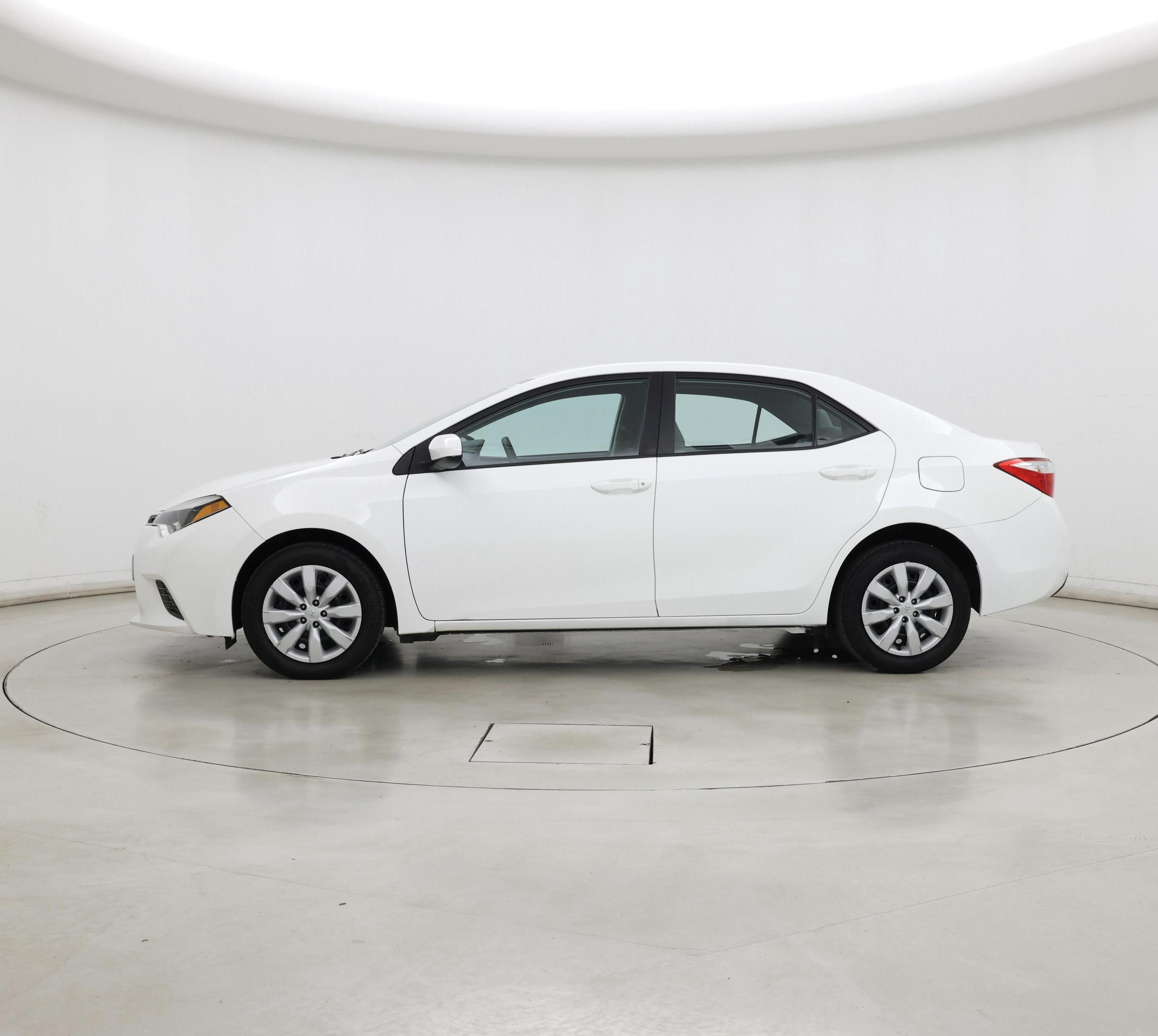 Thumbnail: 2016 Toyota Corolla - 3