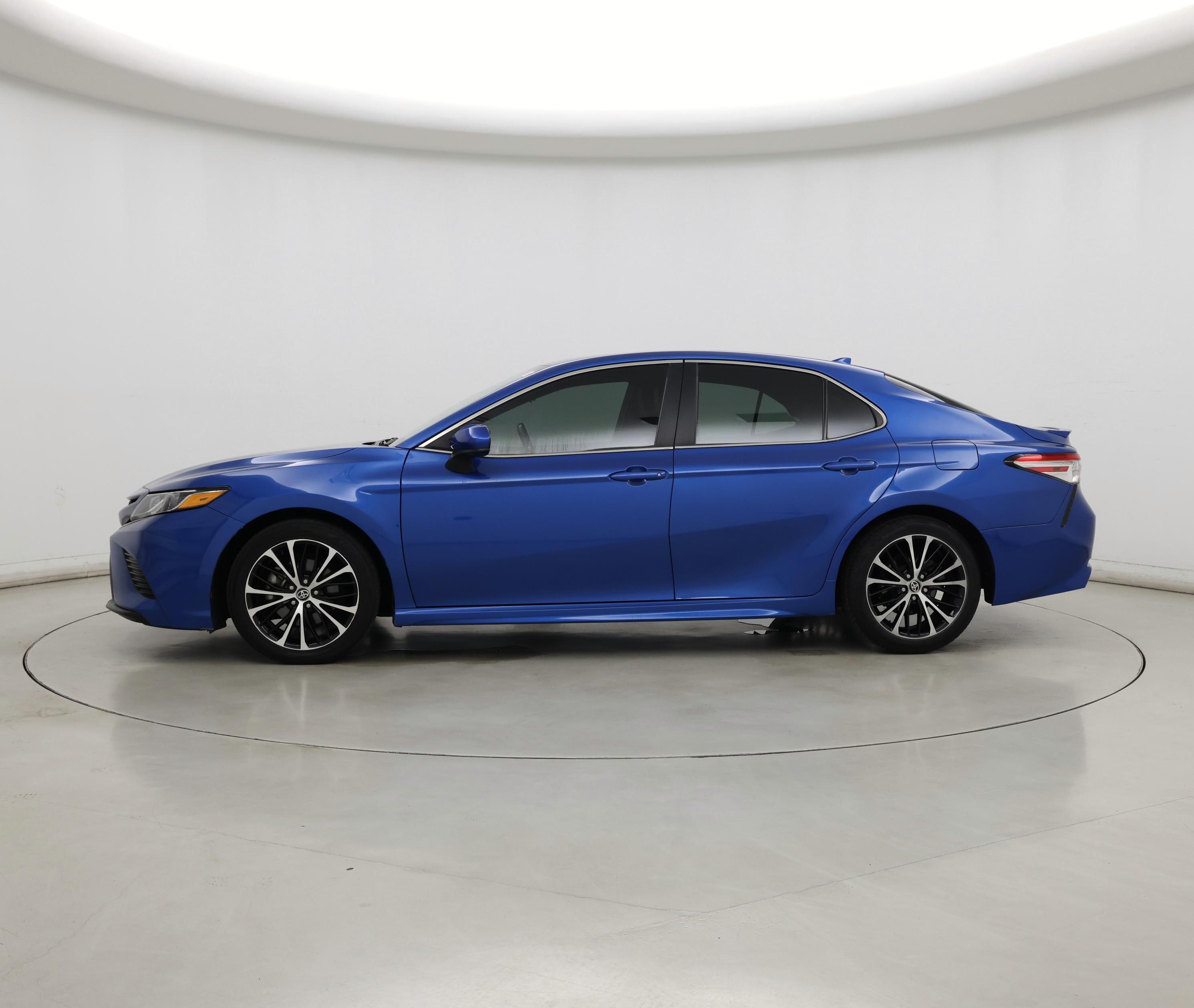 Thumbnail: 2020 Toyota Camry - 3