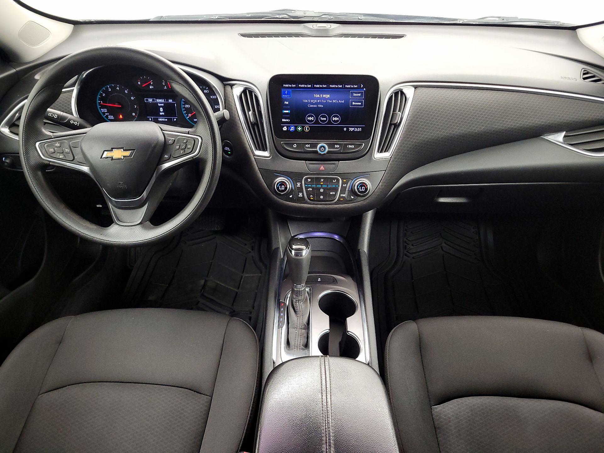 Thumbnail: 2019 Chevrolet Malibu - 9