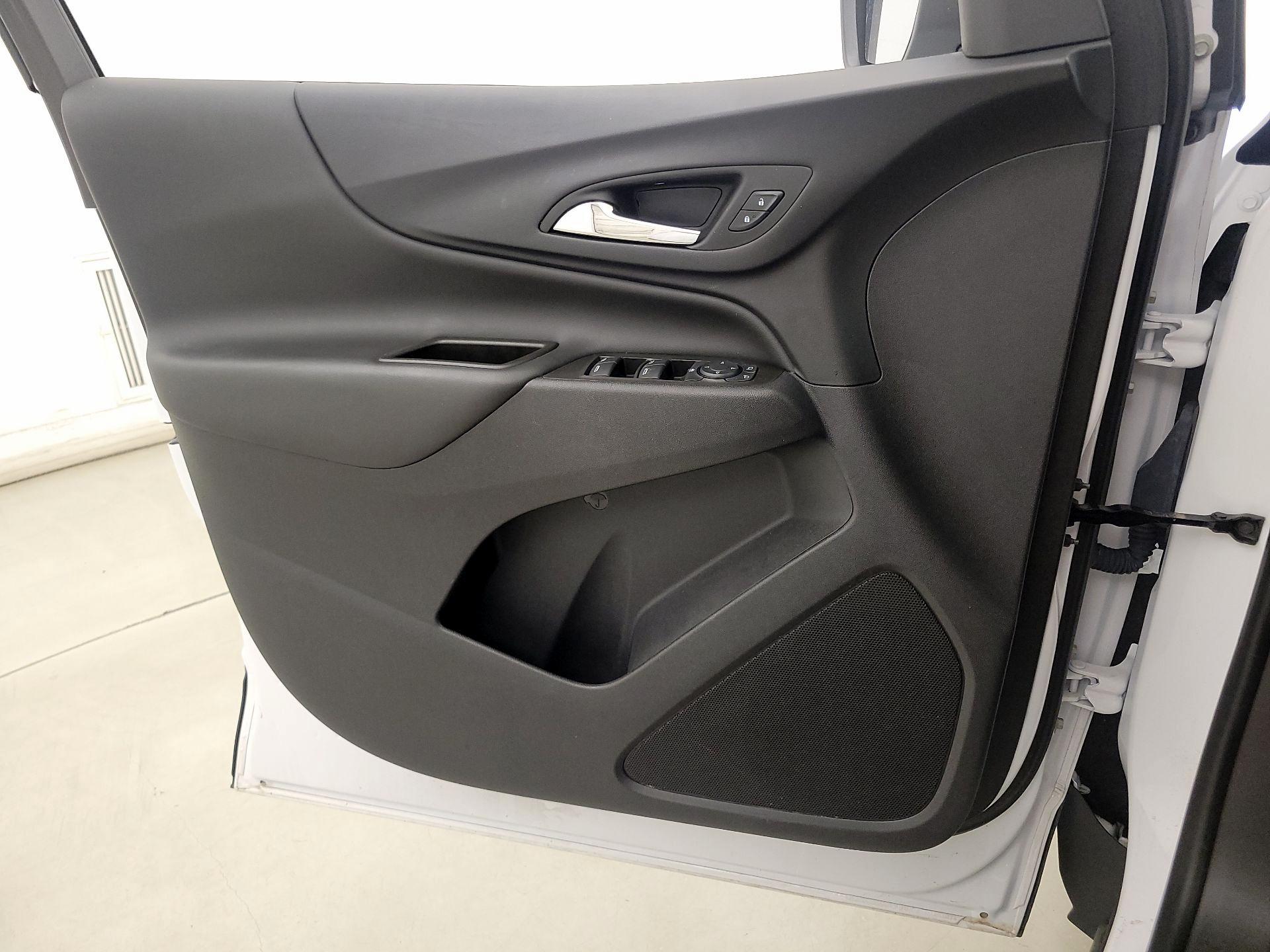Thumbnail: 2023 Chevrolet Equinox - 12