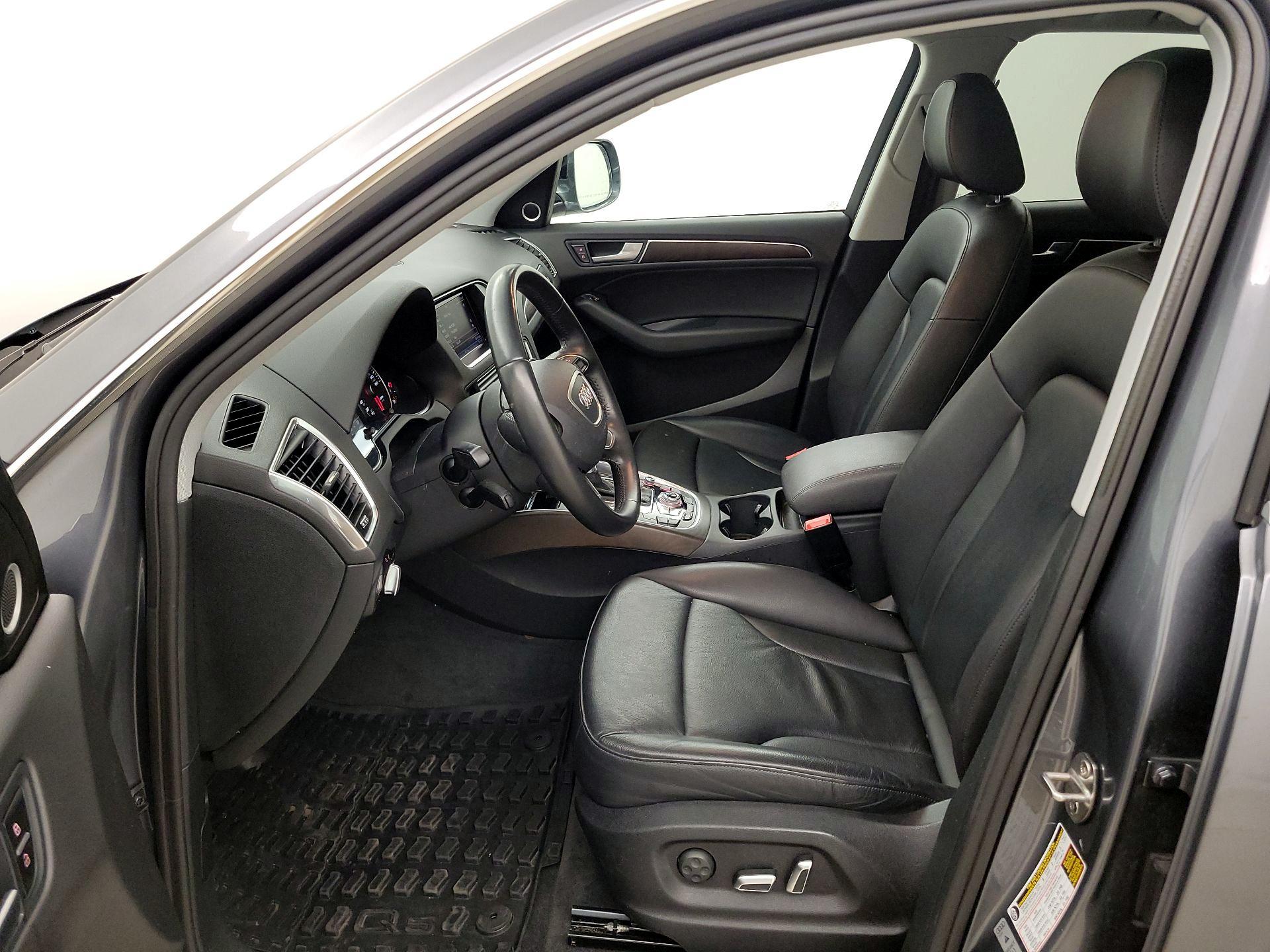 Thumbnail: 2016 Audi Q5 - 11